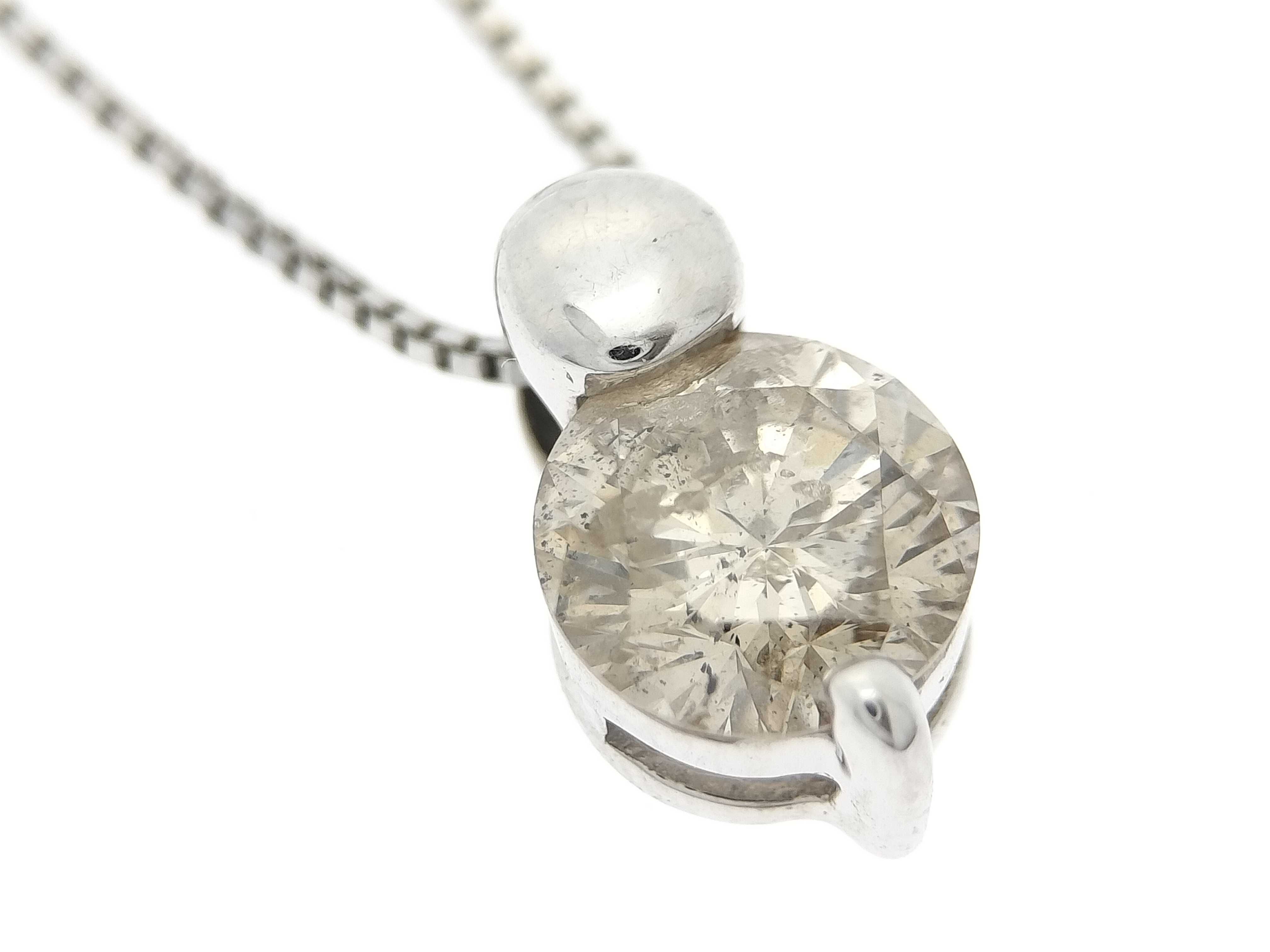 18 Karat White Gold and 0.50 Carat Diamond Solitaire Pendant Necklace