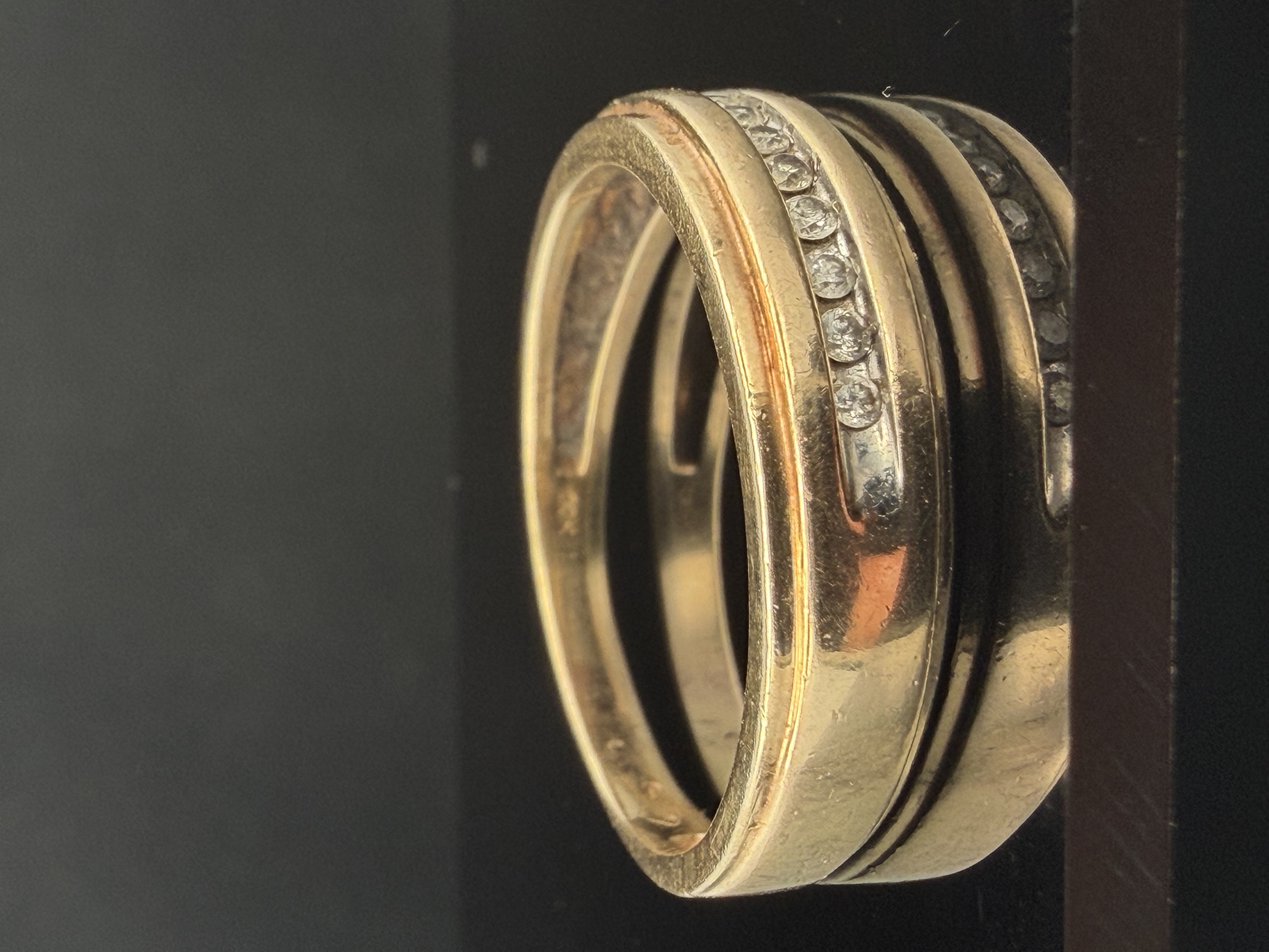 10K Yellow Gold Natural Diamond Band Ring