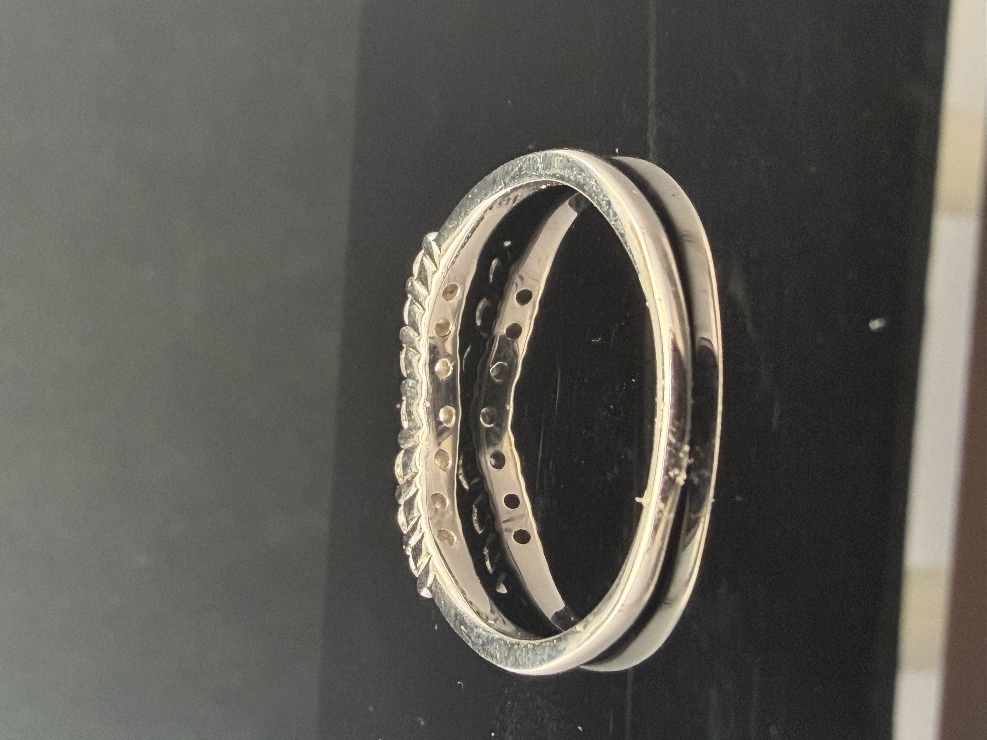 14K White Gold Diamond Ring
