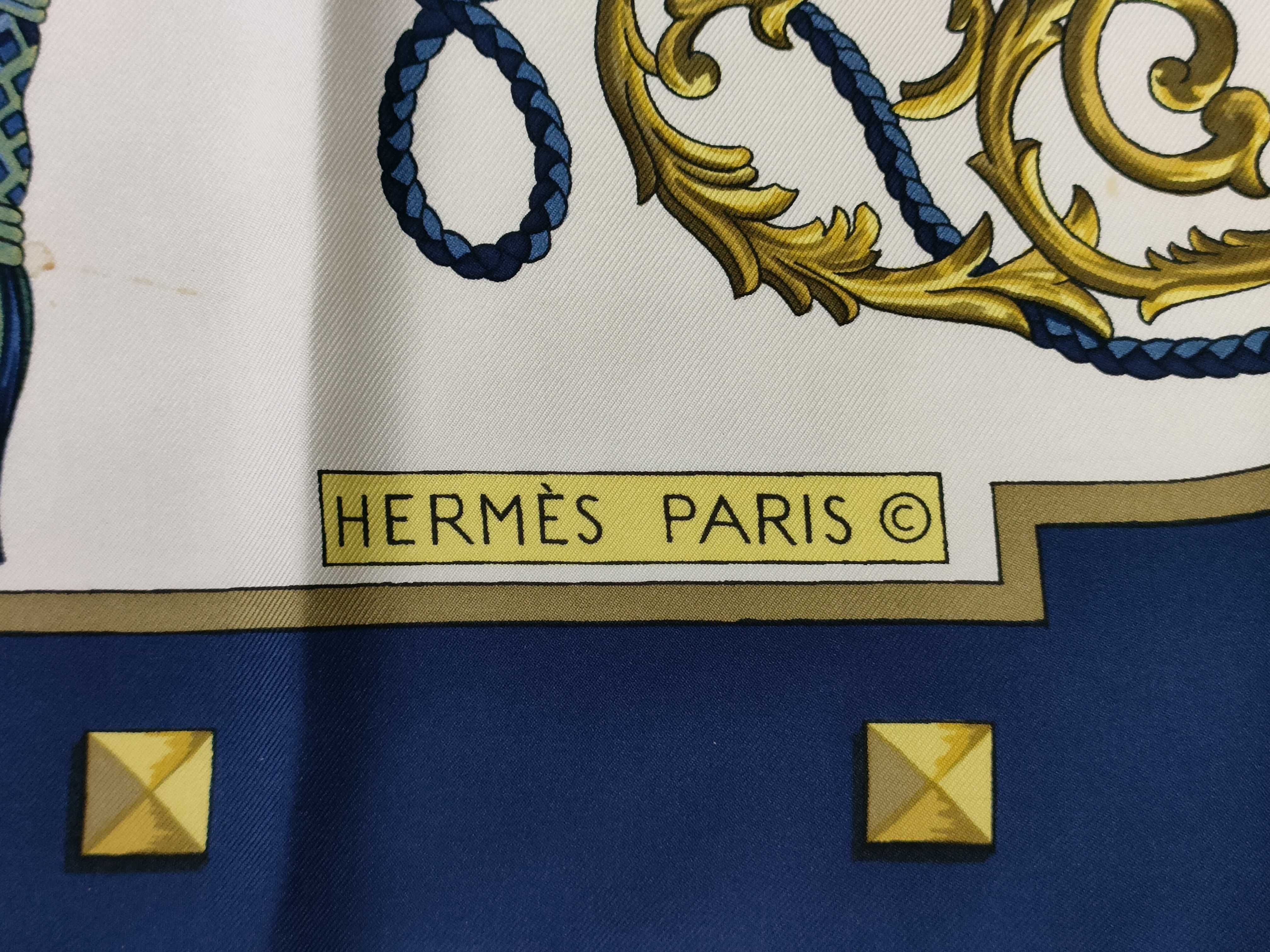 Hermès Paris Les Clefs Silk Scarf