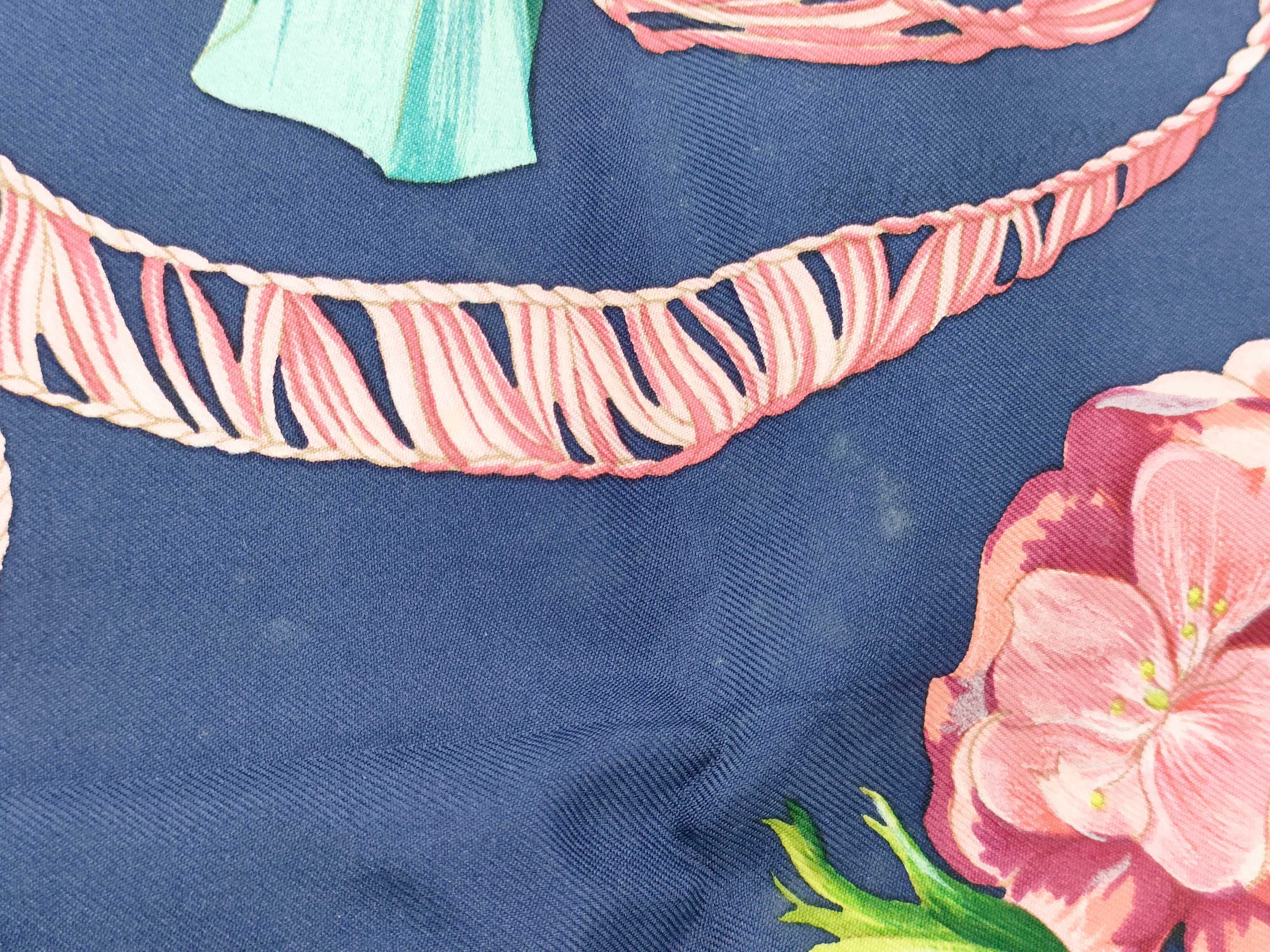 Hermès Regina Navy Blue Silk Carré 90 Scarf