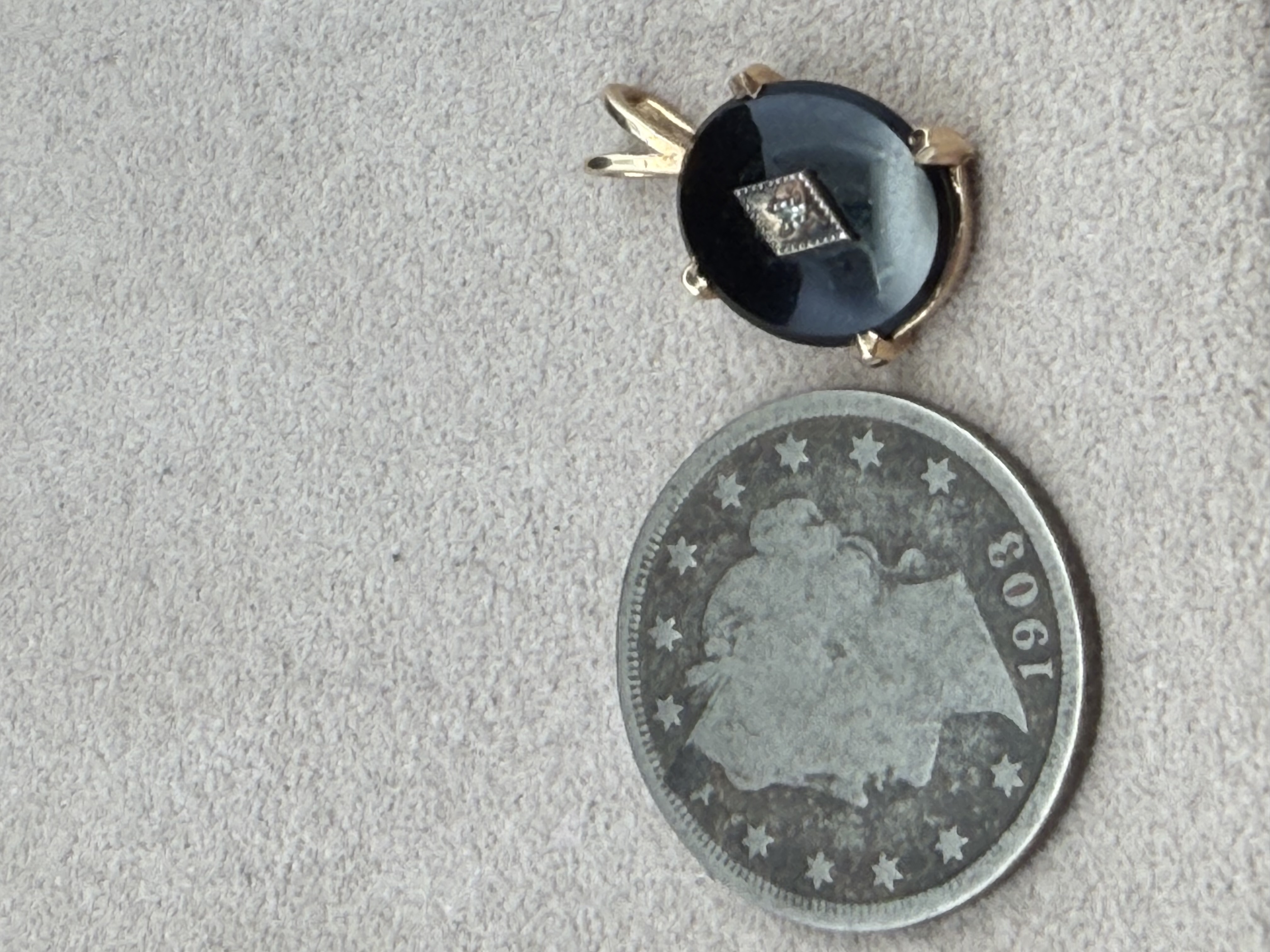Estate 14K Yellow Gold Onyx and Diamond Pendant