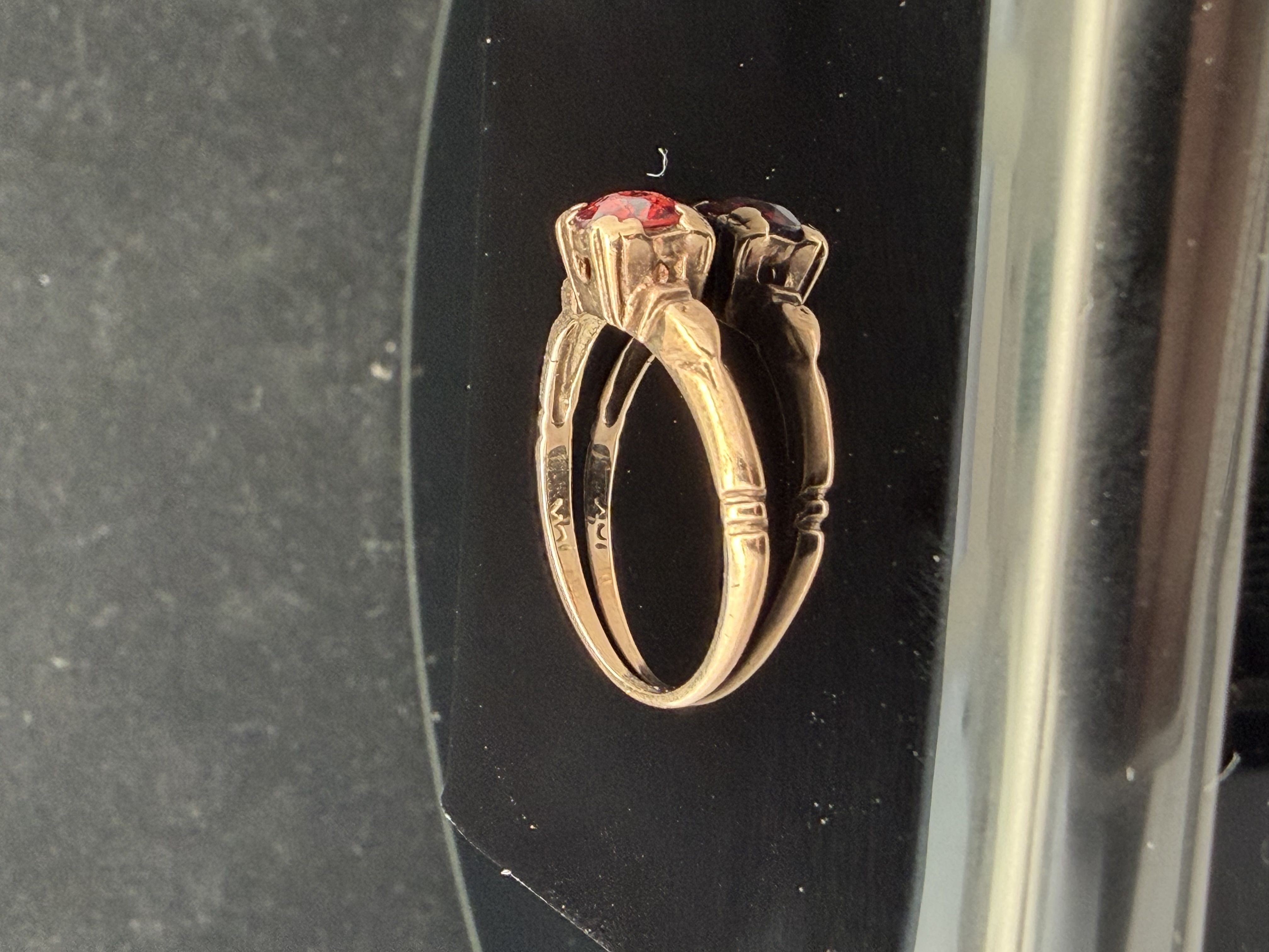 10K Gold Garnet Ring