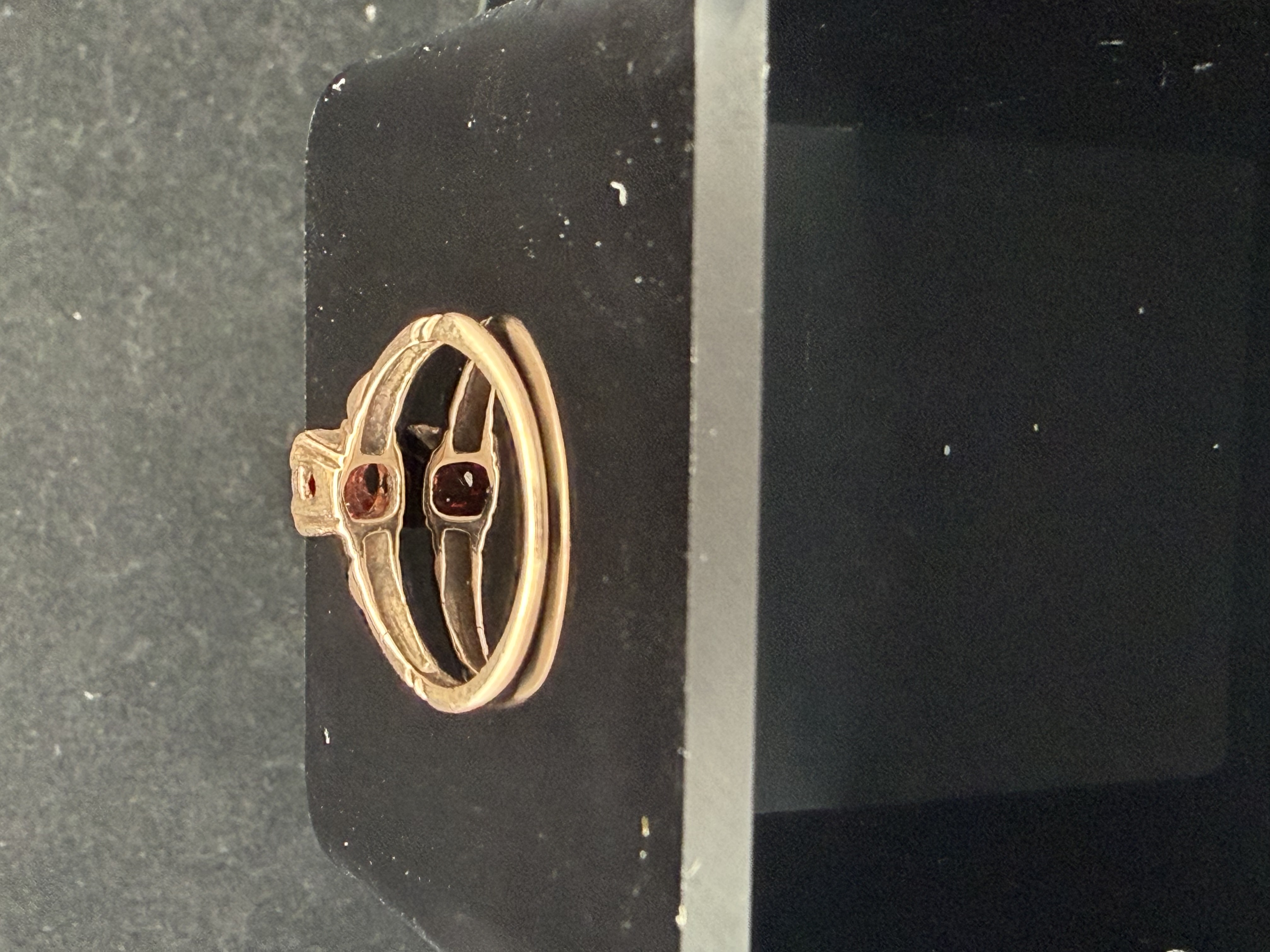 10K Gold Garnet Ring