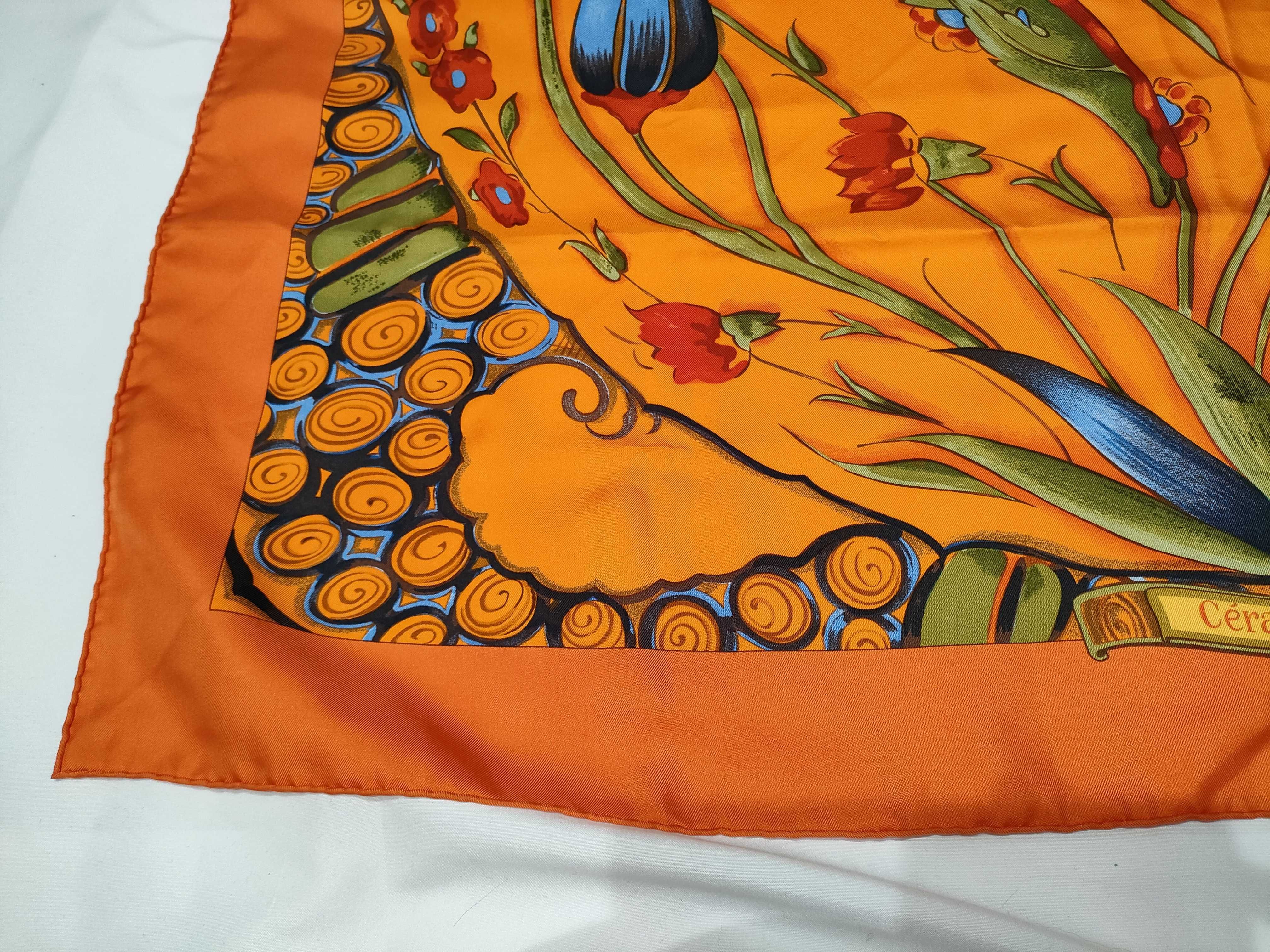 Hermès Céramique Ottomane Silk Scarf in Orange