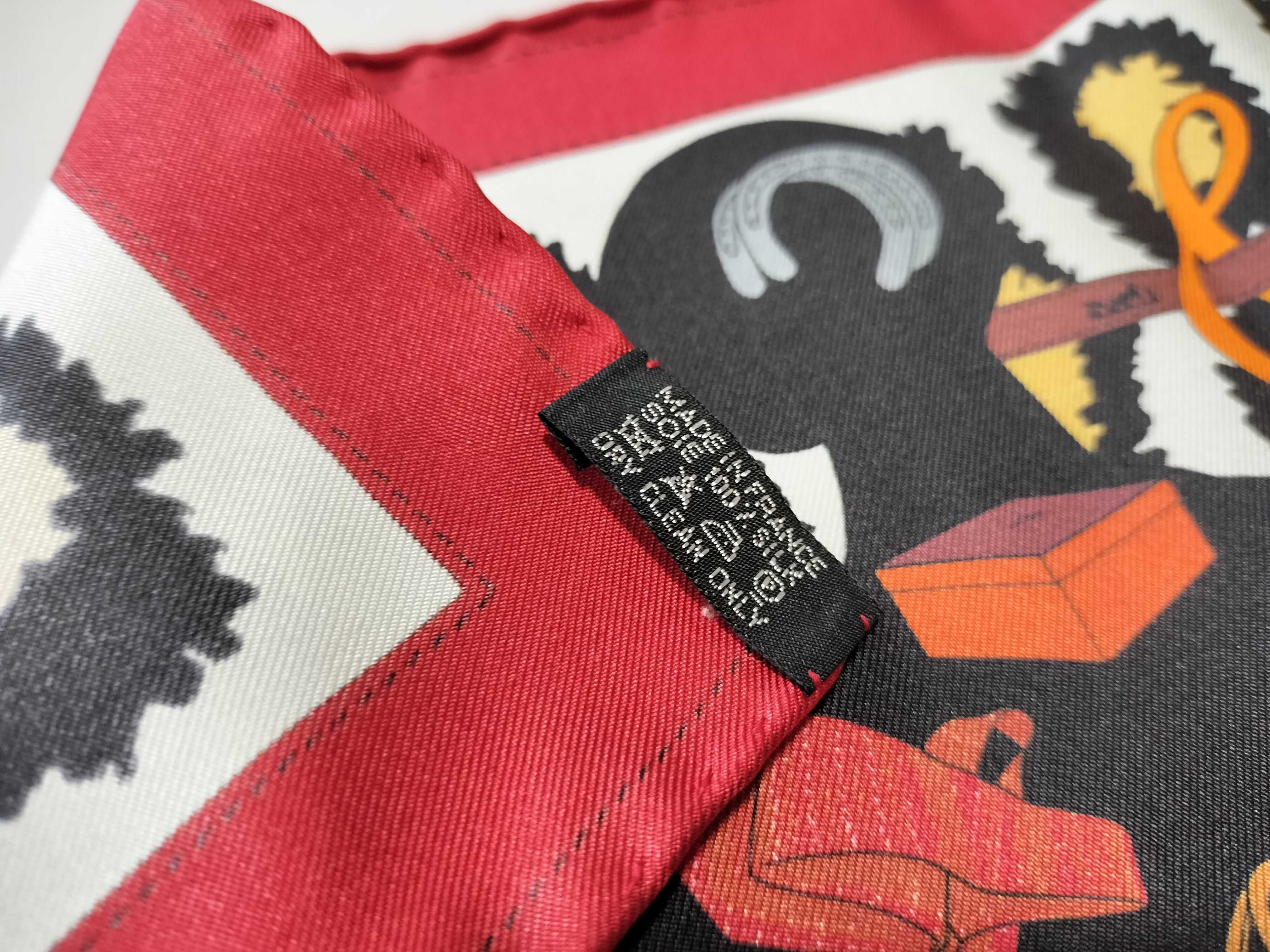 Hermès Monsieur et Madame Silk Gavroche Scarf with Box