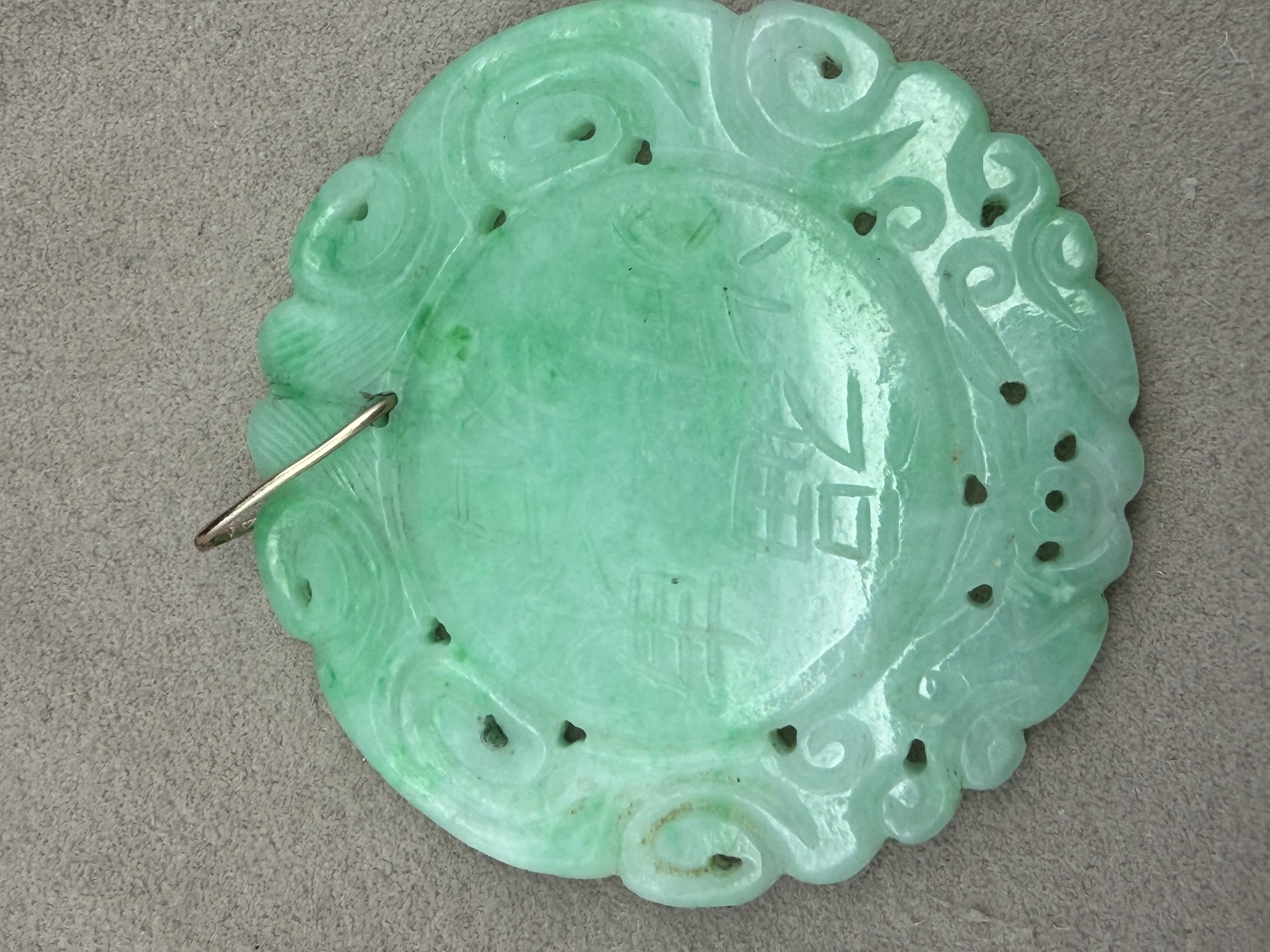 Carved Jadeite Jade 10K Gold Pendant