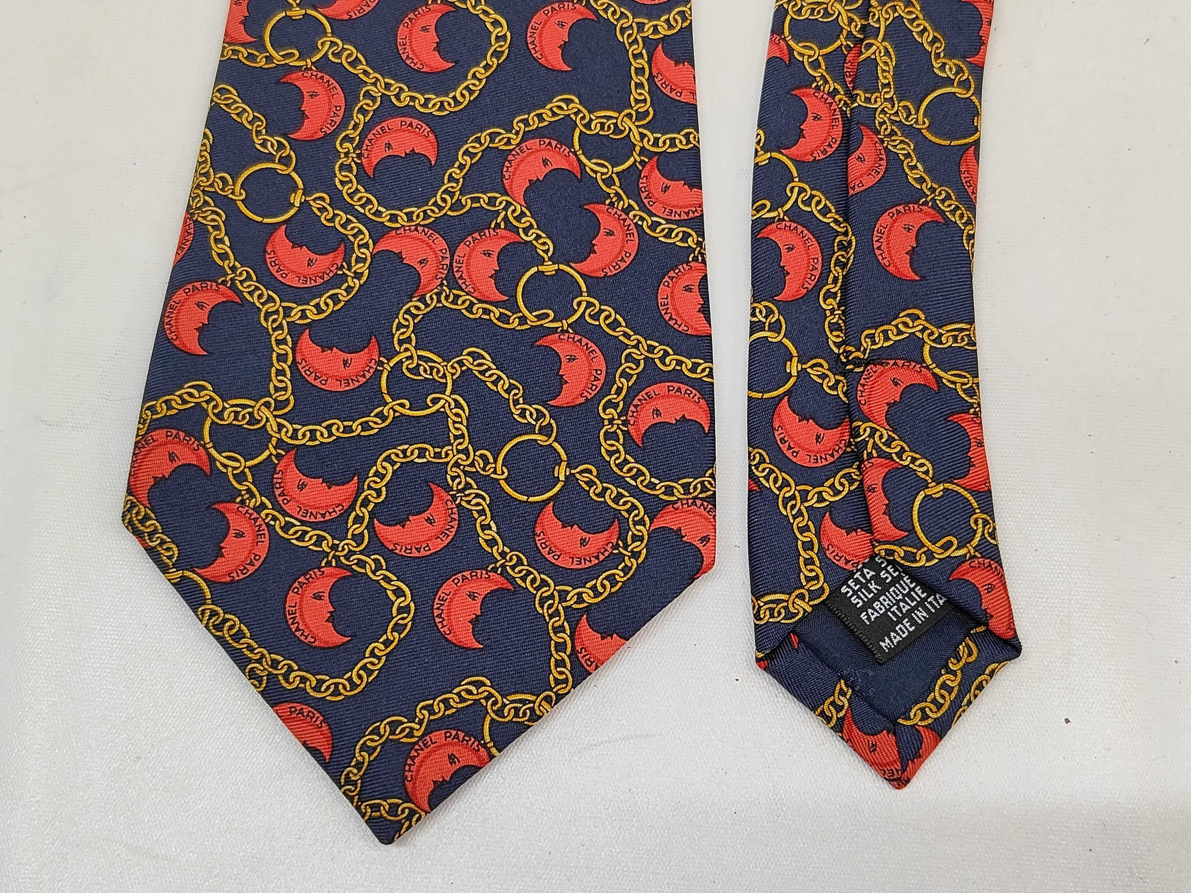 Chanel Vintage Silk Man in the Moon Chain Link Pattern Necktie