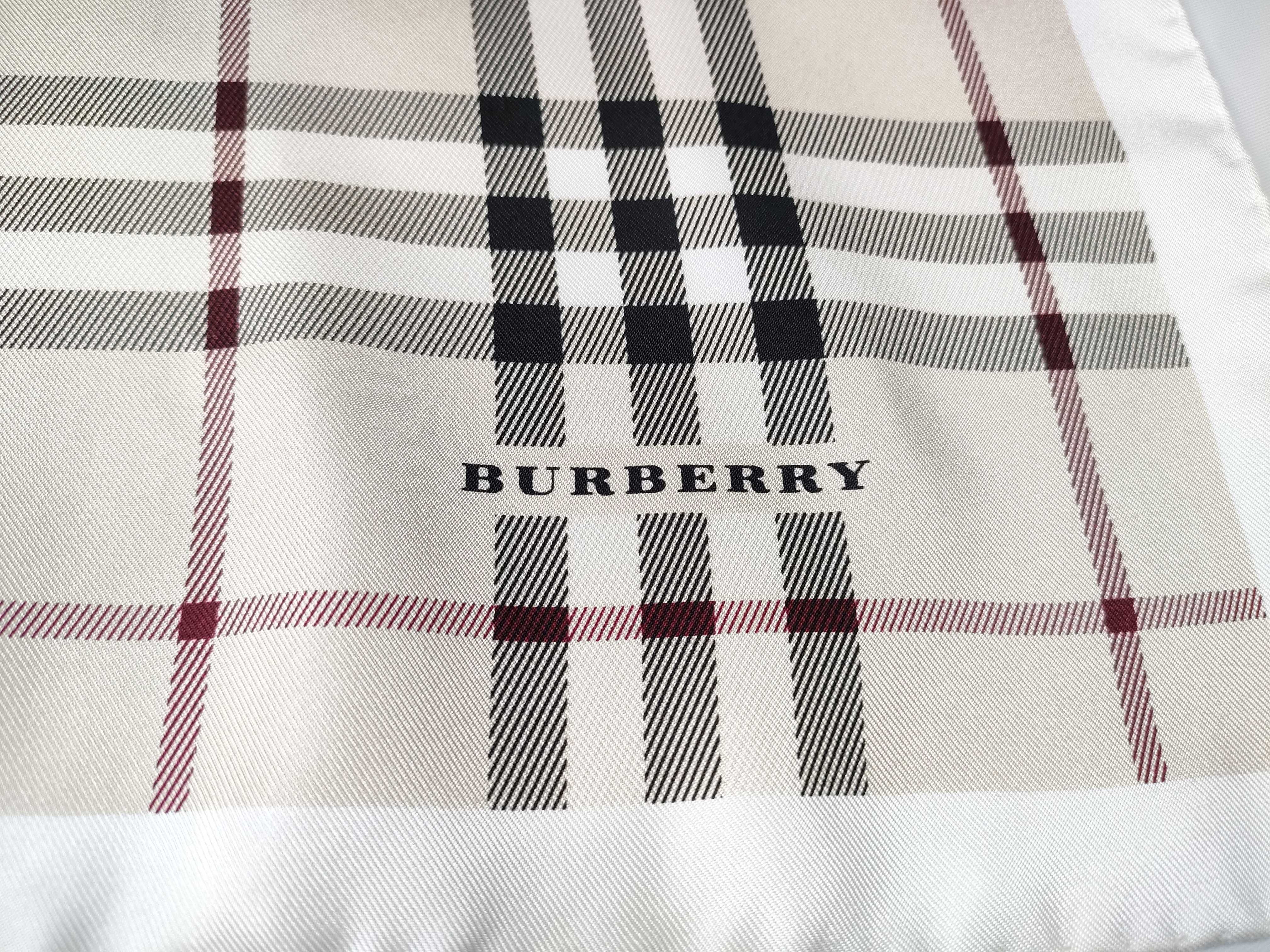 Burberry London Silk House Check Scarf