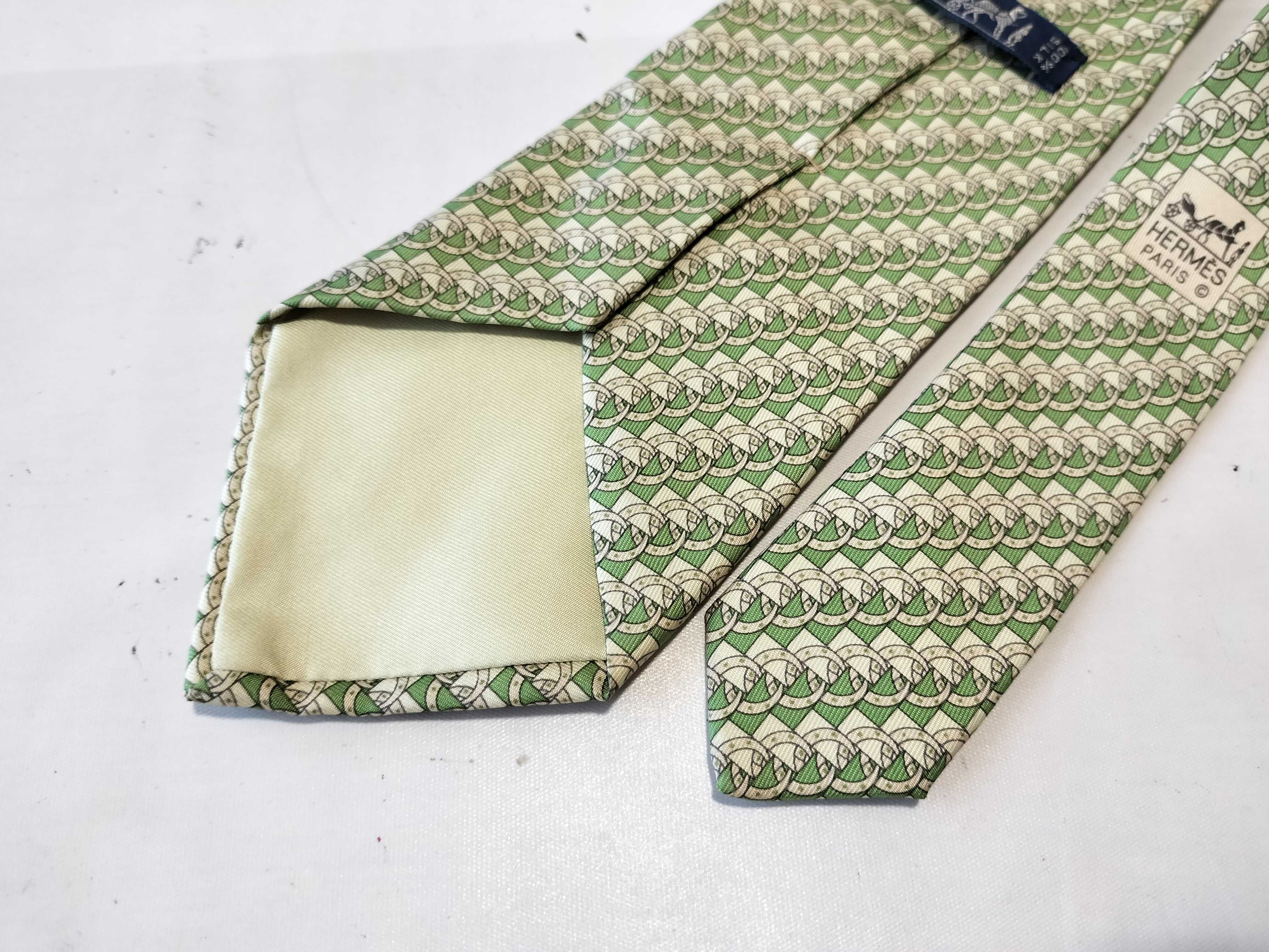 Hermes Silk Necktie Pattern 5619 EA Equestrian Stirrup Print Green