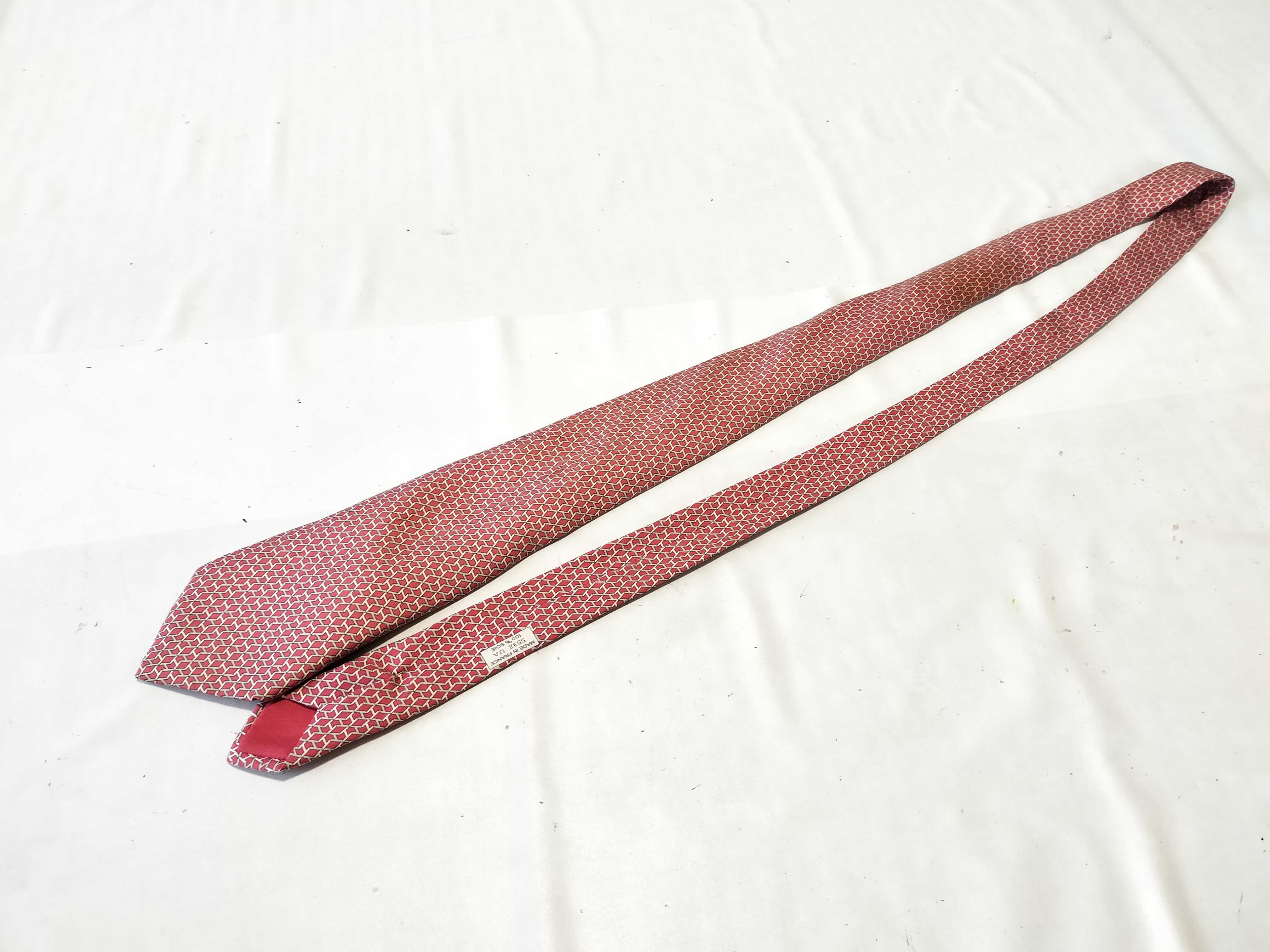 Hermès Silk Necktie with Red Interlocking H Geometric Motif