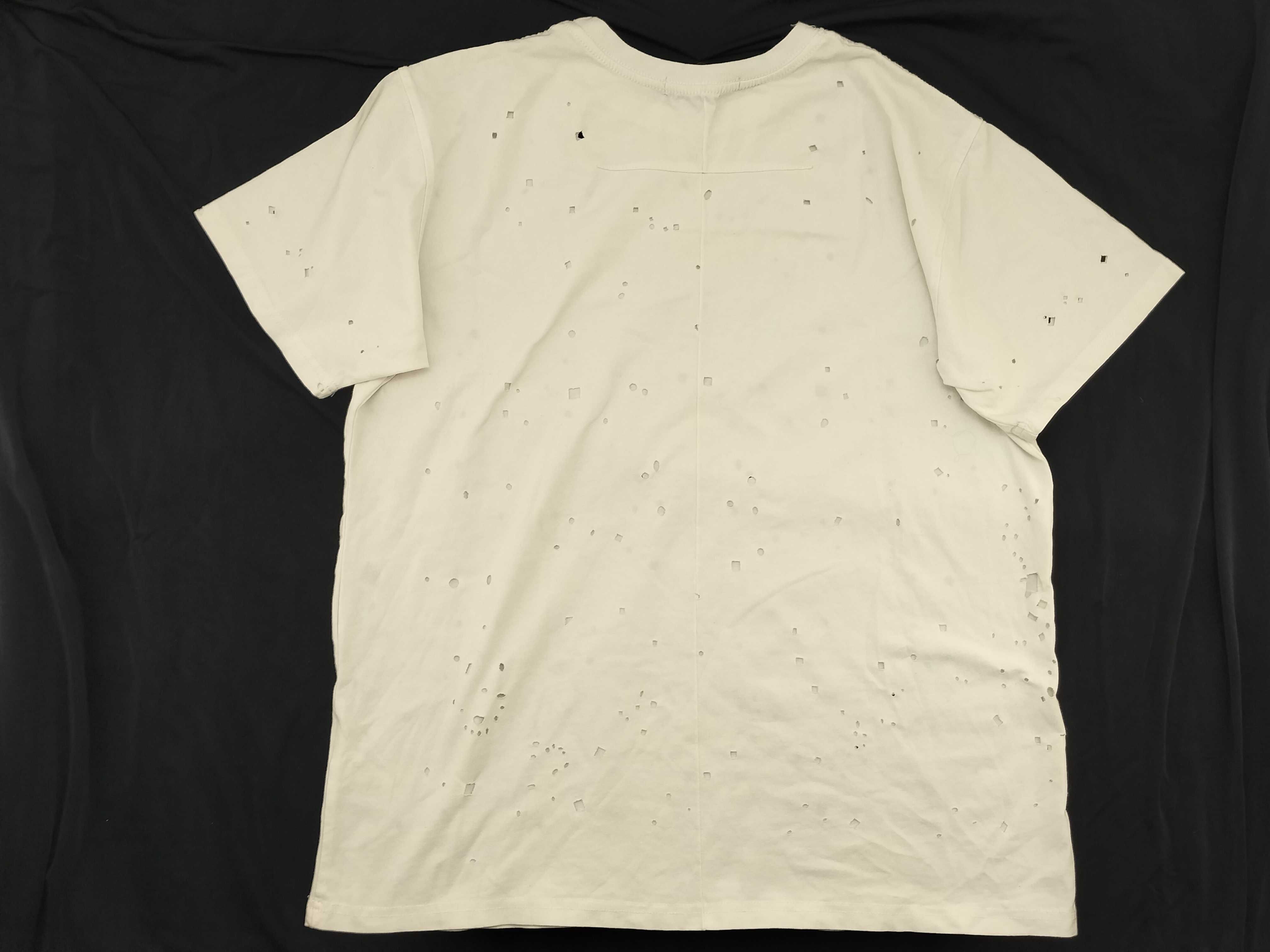 Givenchy Distressed Short Sleeve T-Shirt Size Small