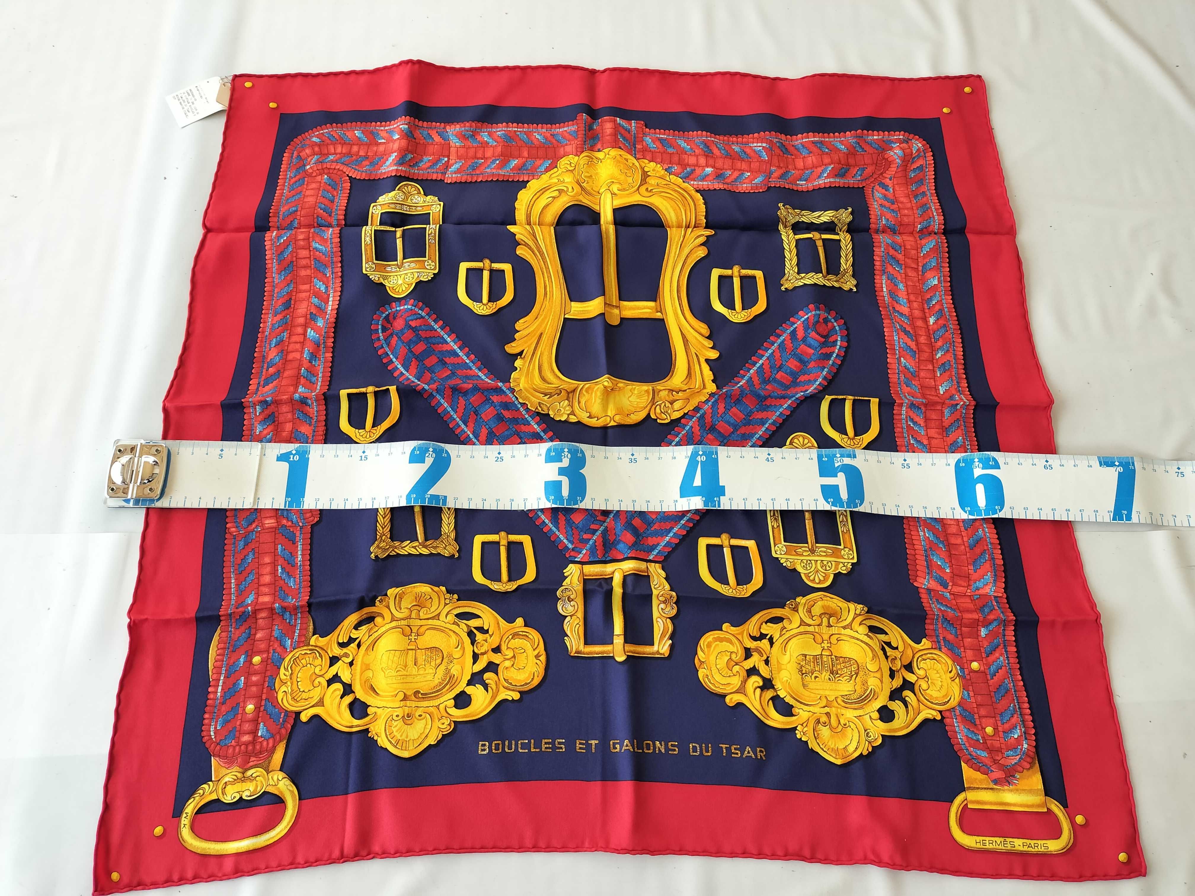 Hermes Boucles et Galons du Tsar Silk Carre 70 Scarf with Box