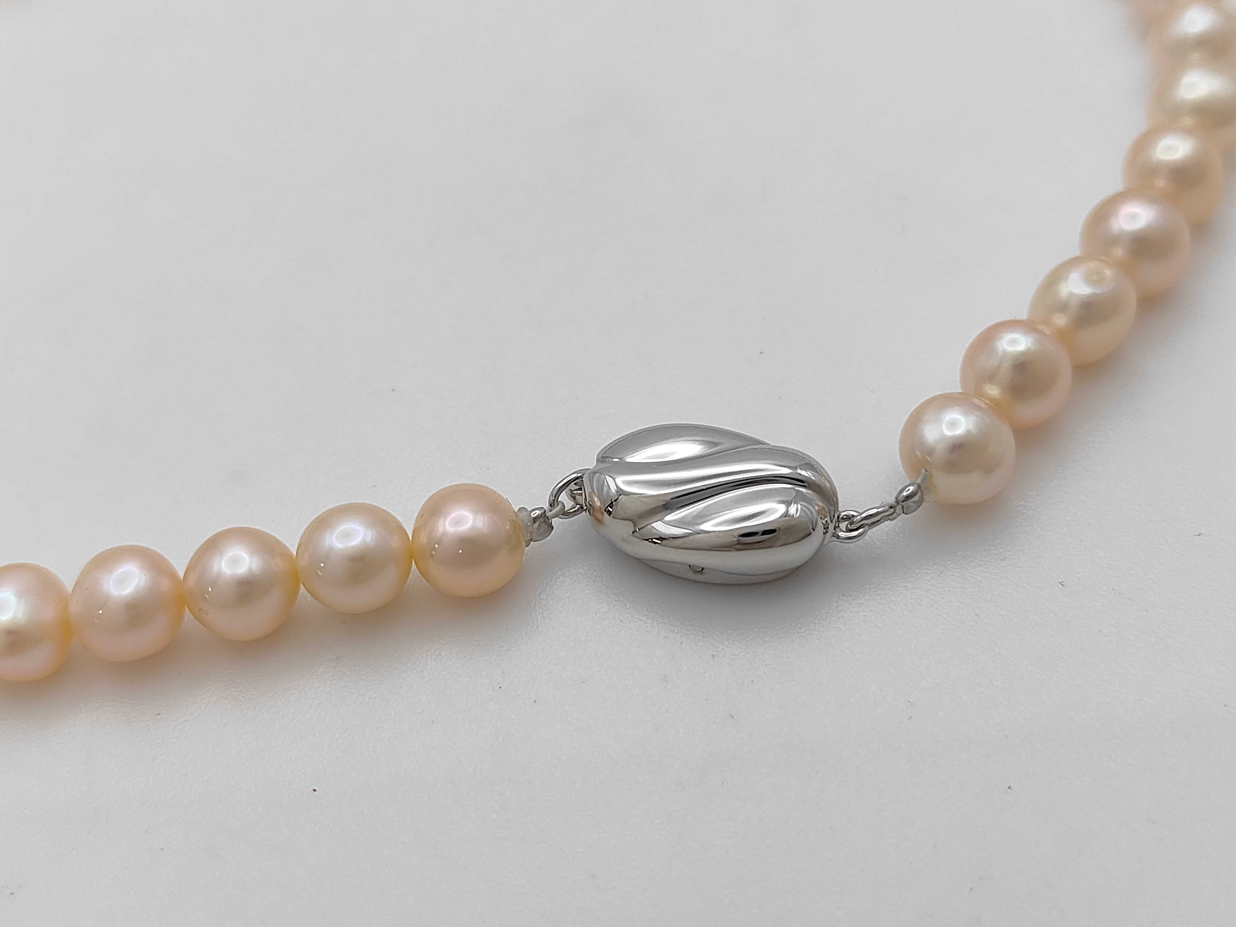 Semi-Round Pink Freshwater Cultured Pearl Necklace with Silver Clasp