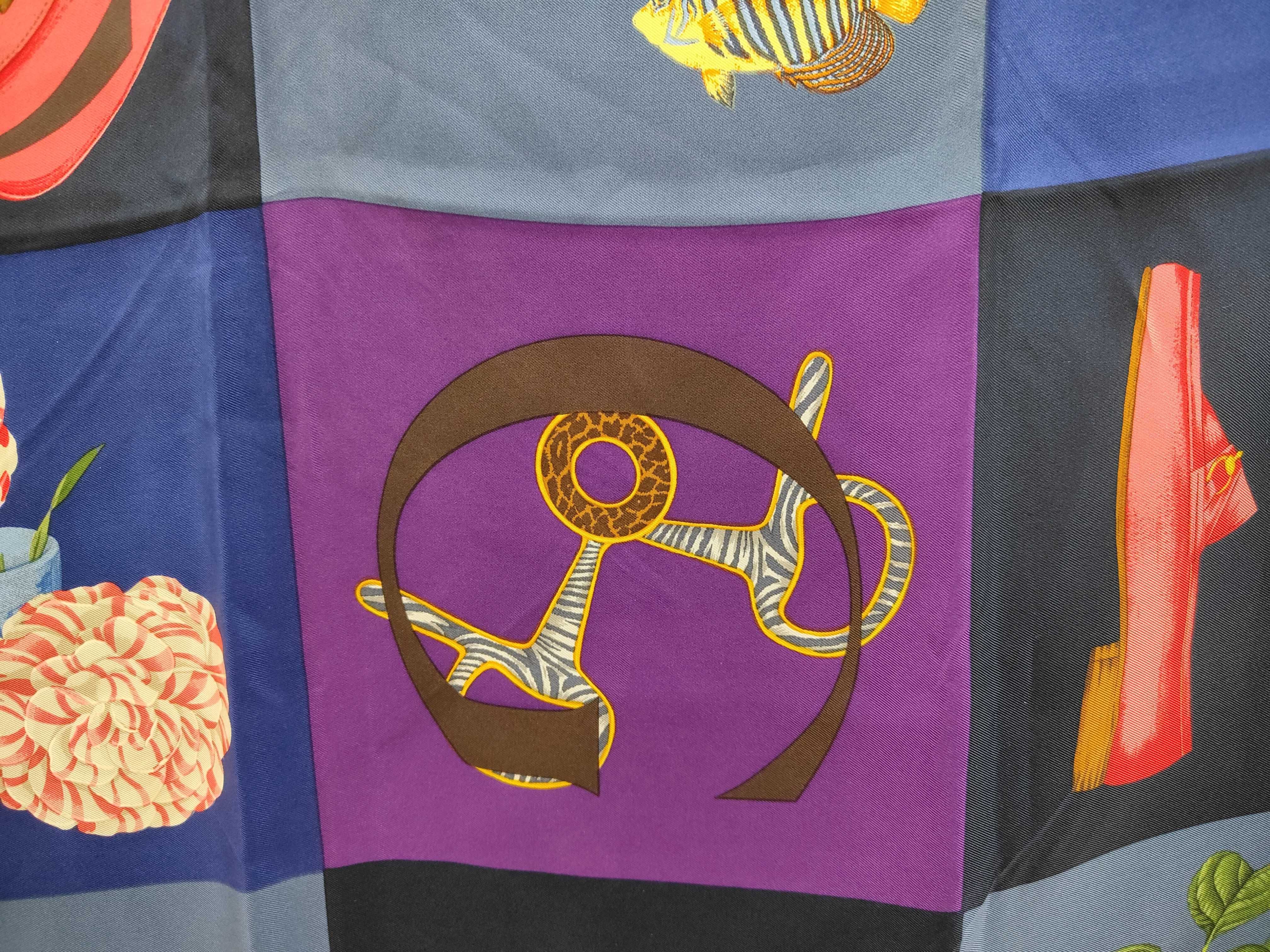 Gucci Icons and Nature Motifs Square Silk Scarf