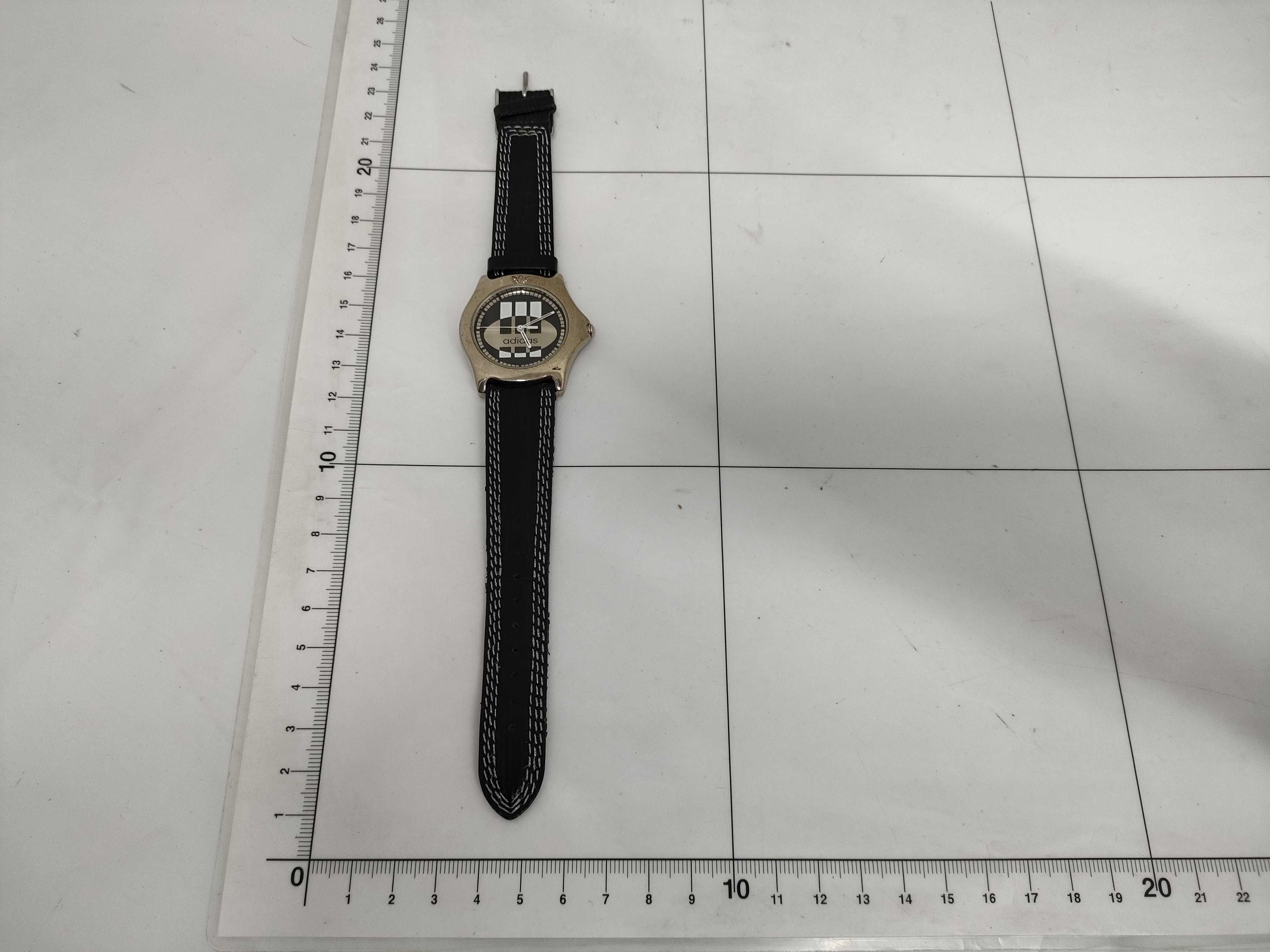 Adidas Reference 10-5762 Quartz Wristwatch