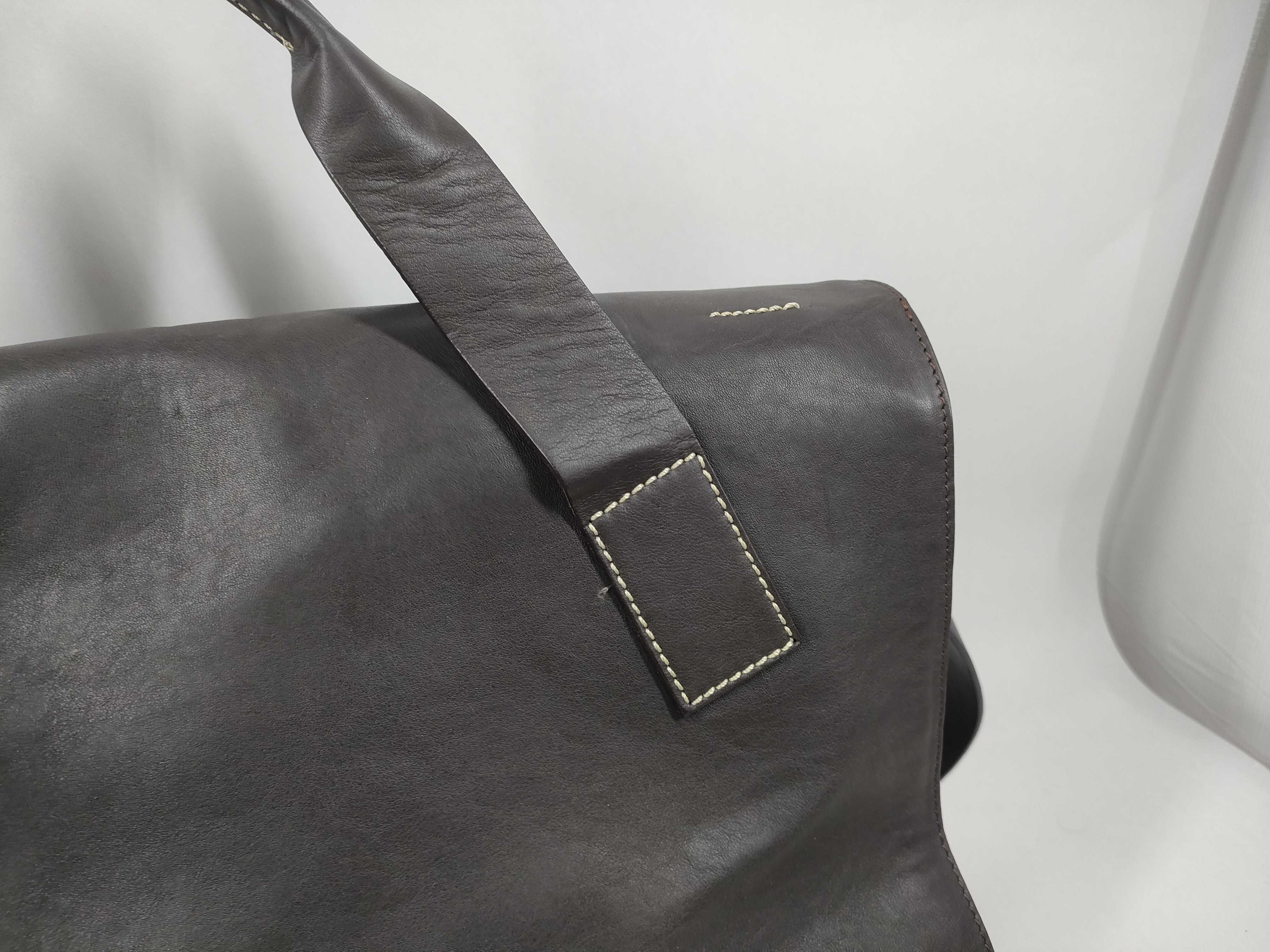 D&G Dolce & Gabbana Brown Leather Messenger Bag with Buckle Closures