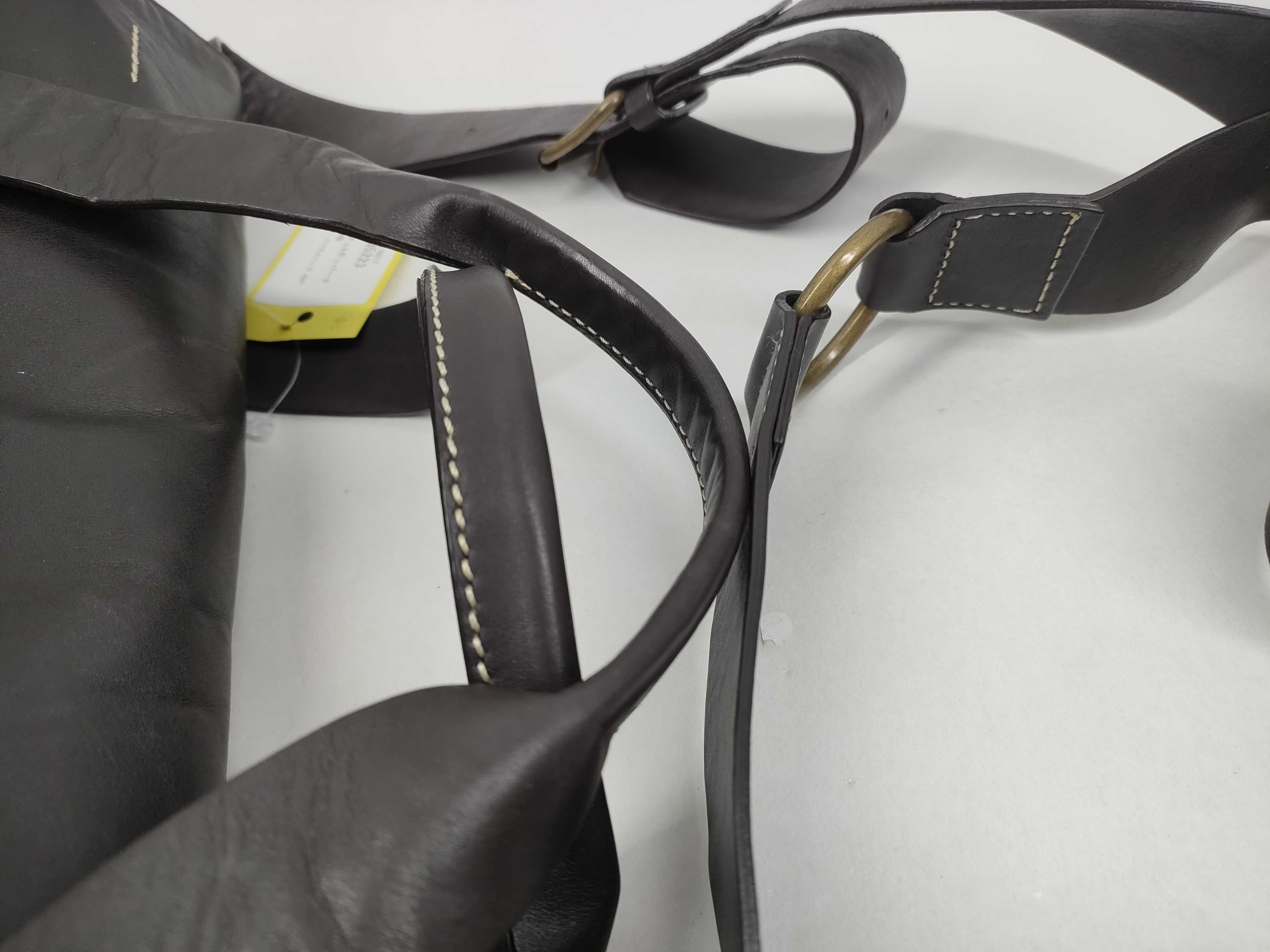 D&G Dolce & Gabbana Brown Leather Messenger Bag with Buckle Closures