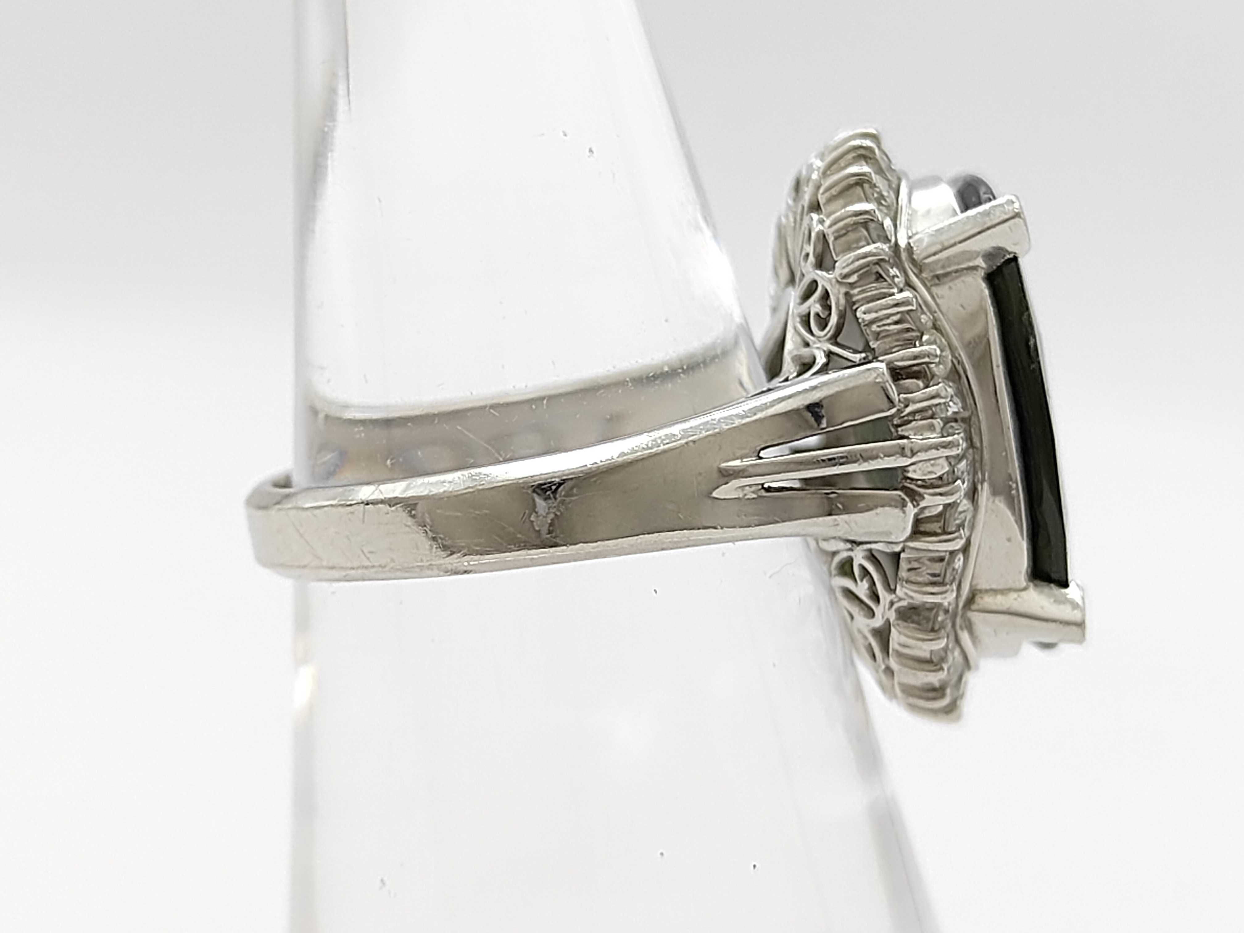 Natural Green Sapphire and Diamond Ballerina Ring in Platinum