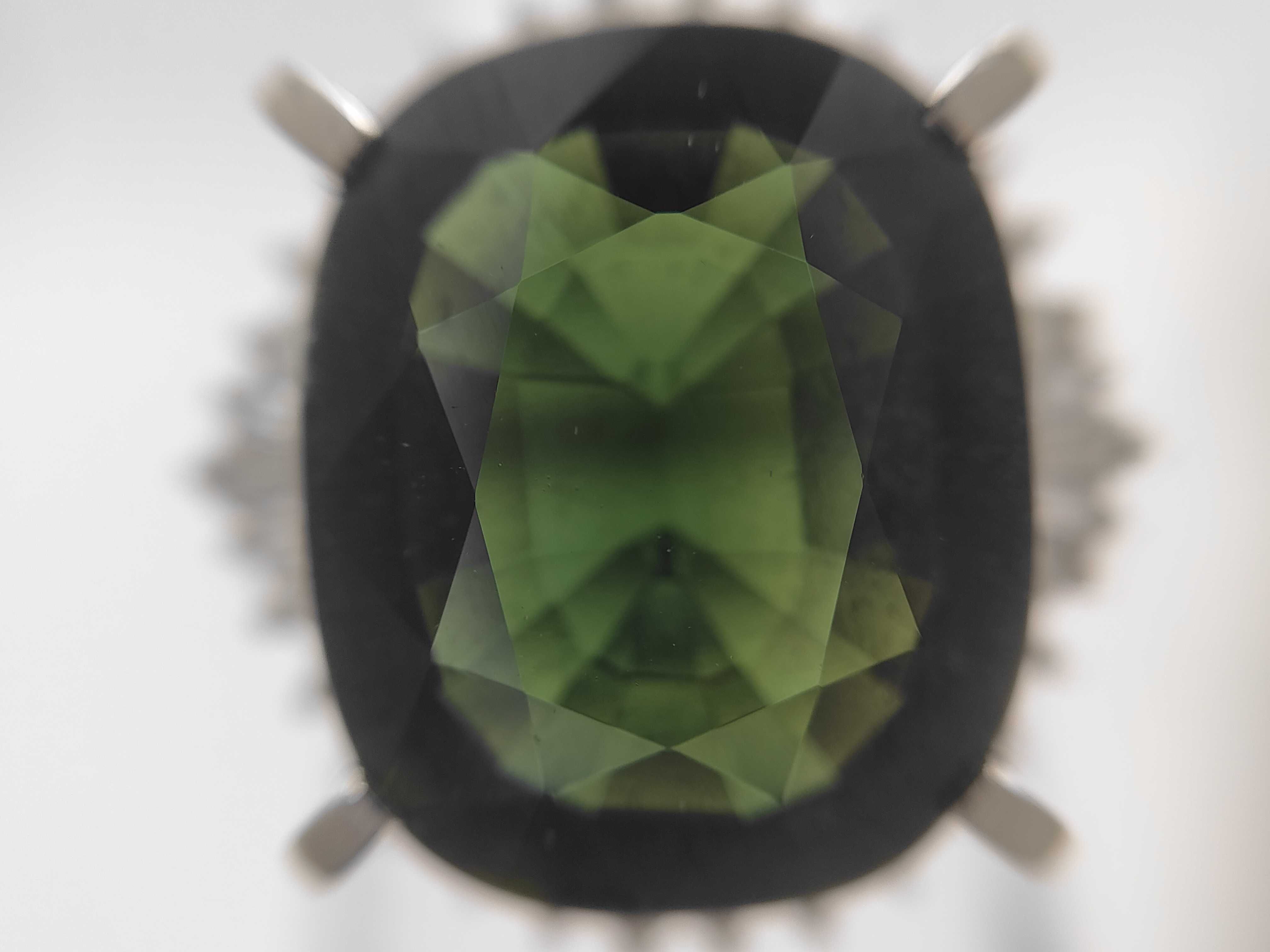Natural Green Sapphire and Diamond Ballerina Ring in Platinum