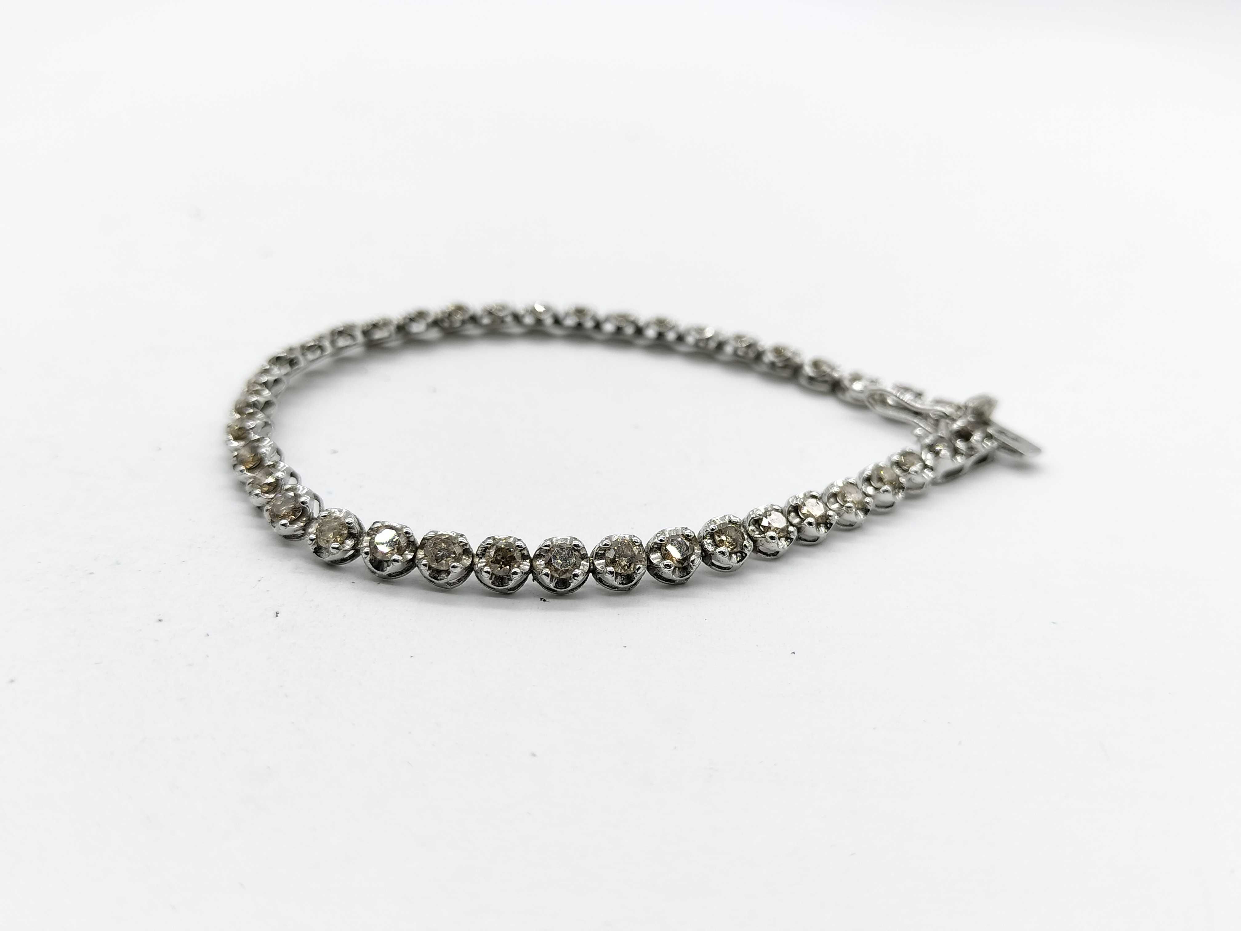 18K White Gold Champagne Diamond Tennis Bracelet
