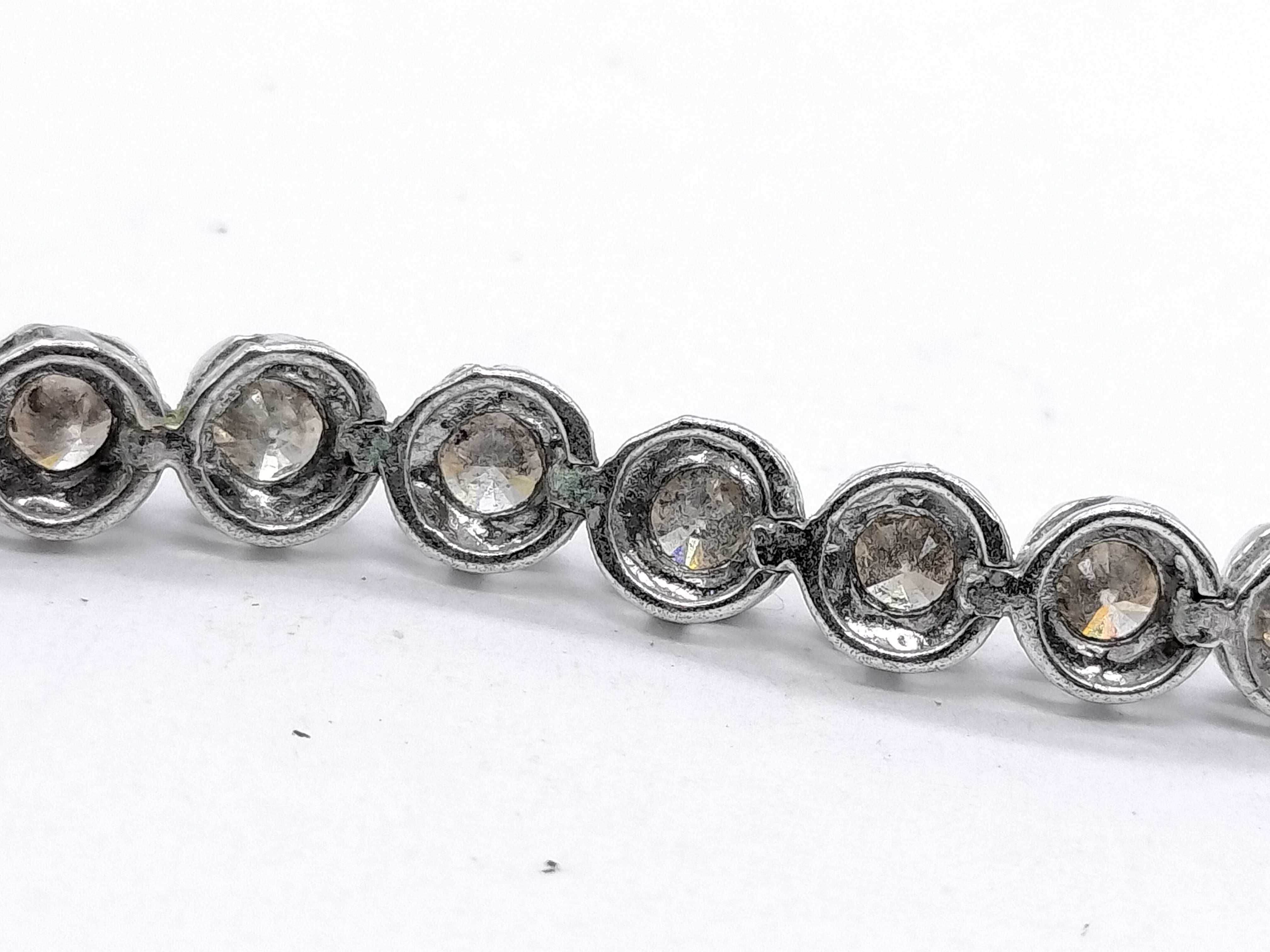 18K White Gold Champagne Diamond Tennis Bracelet