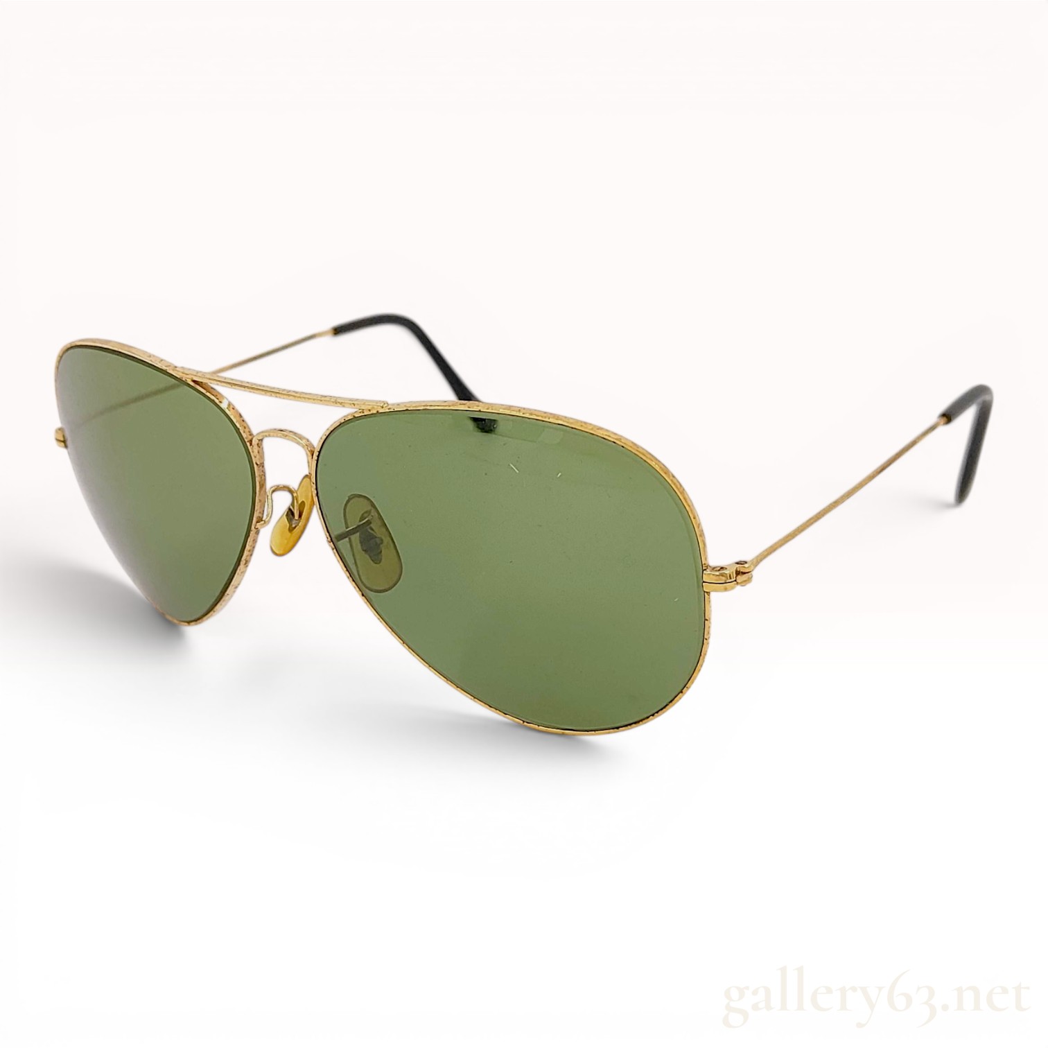 Vintage Bausch & Lomb Ray-Ban Gold-Toned Aviator Sunglasses