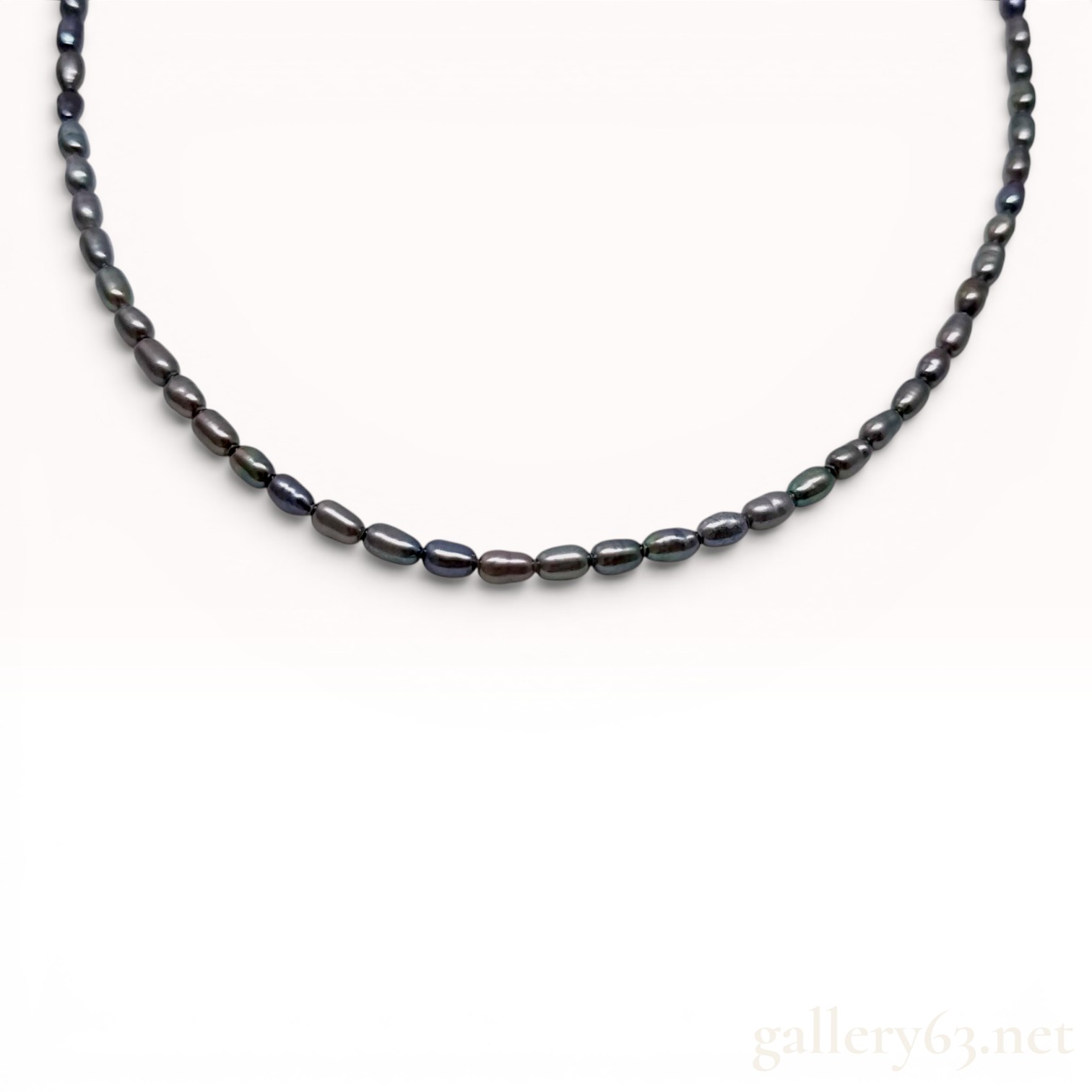 Rice-Shaped Black Cultured Freshwater Pearl and 18K White Gold Necklace