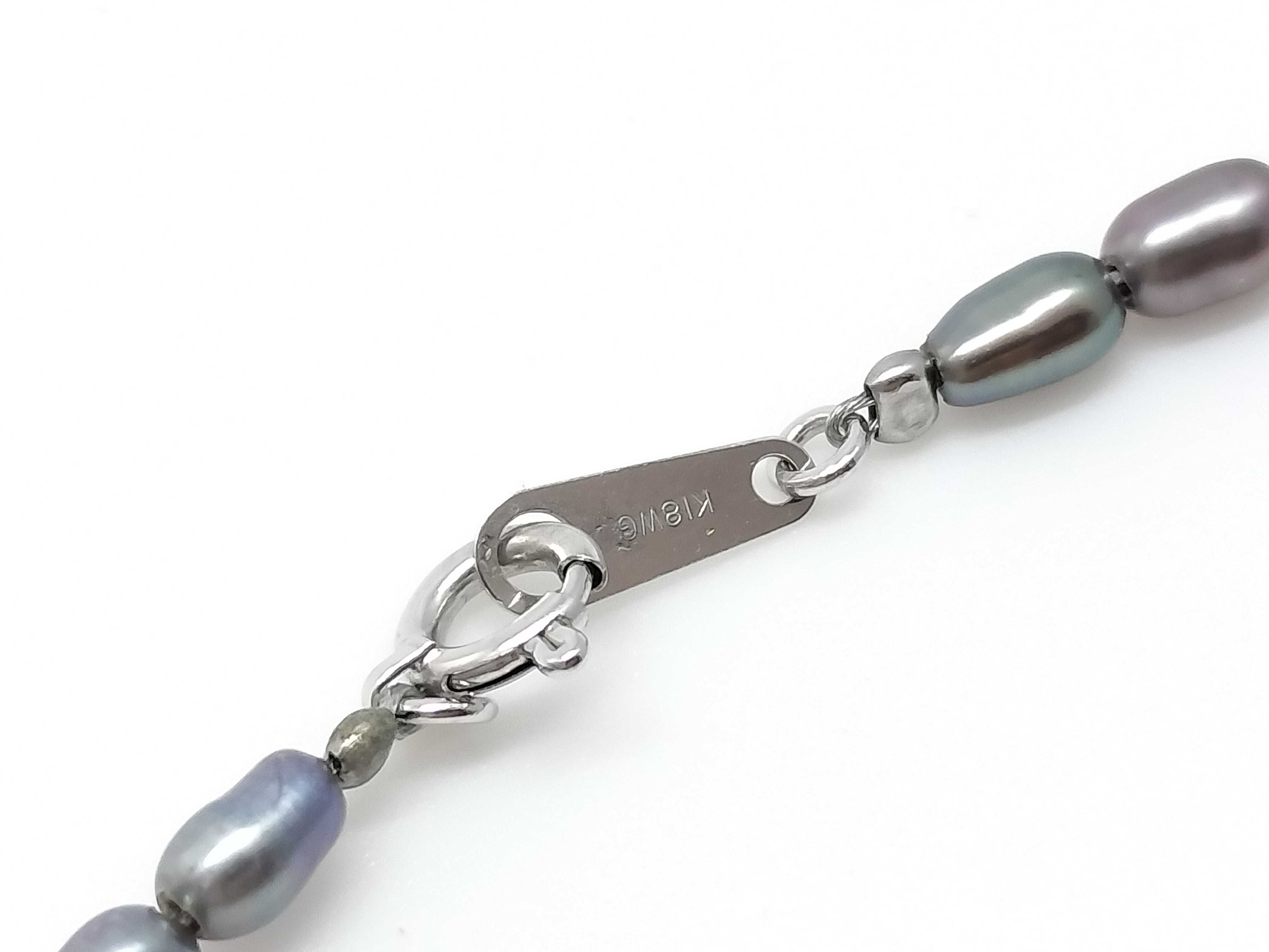 Rice-Shaped Black Cultured Freshwater Pearl and 18K White Gold Necklace