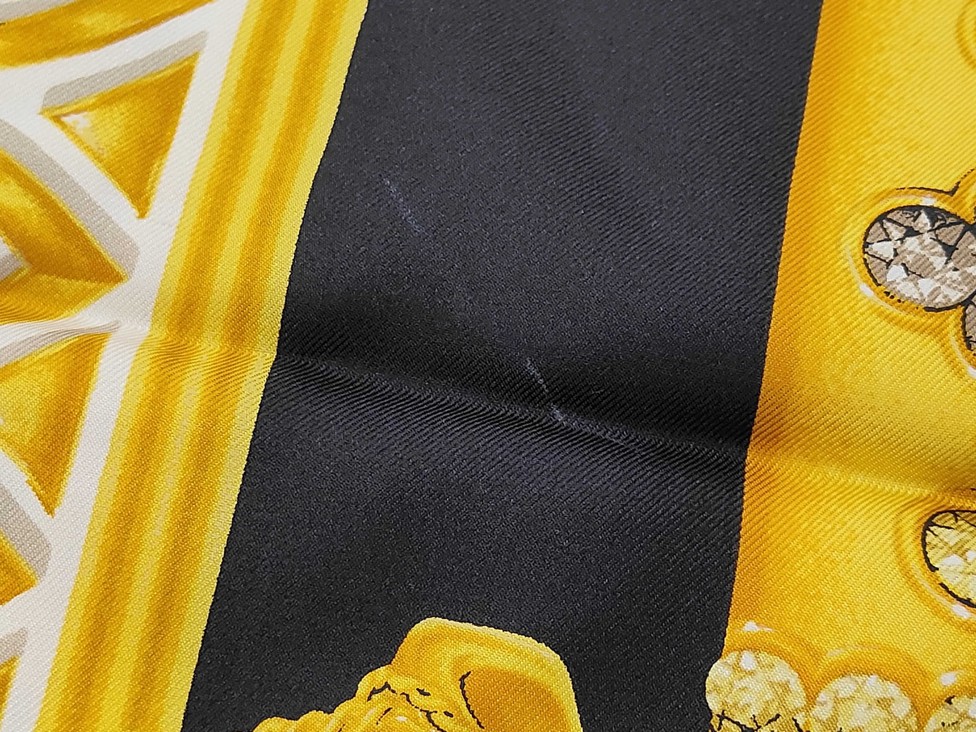 Must de Cartier L'Elephant Pattern Square Silk Scarf