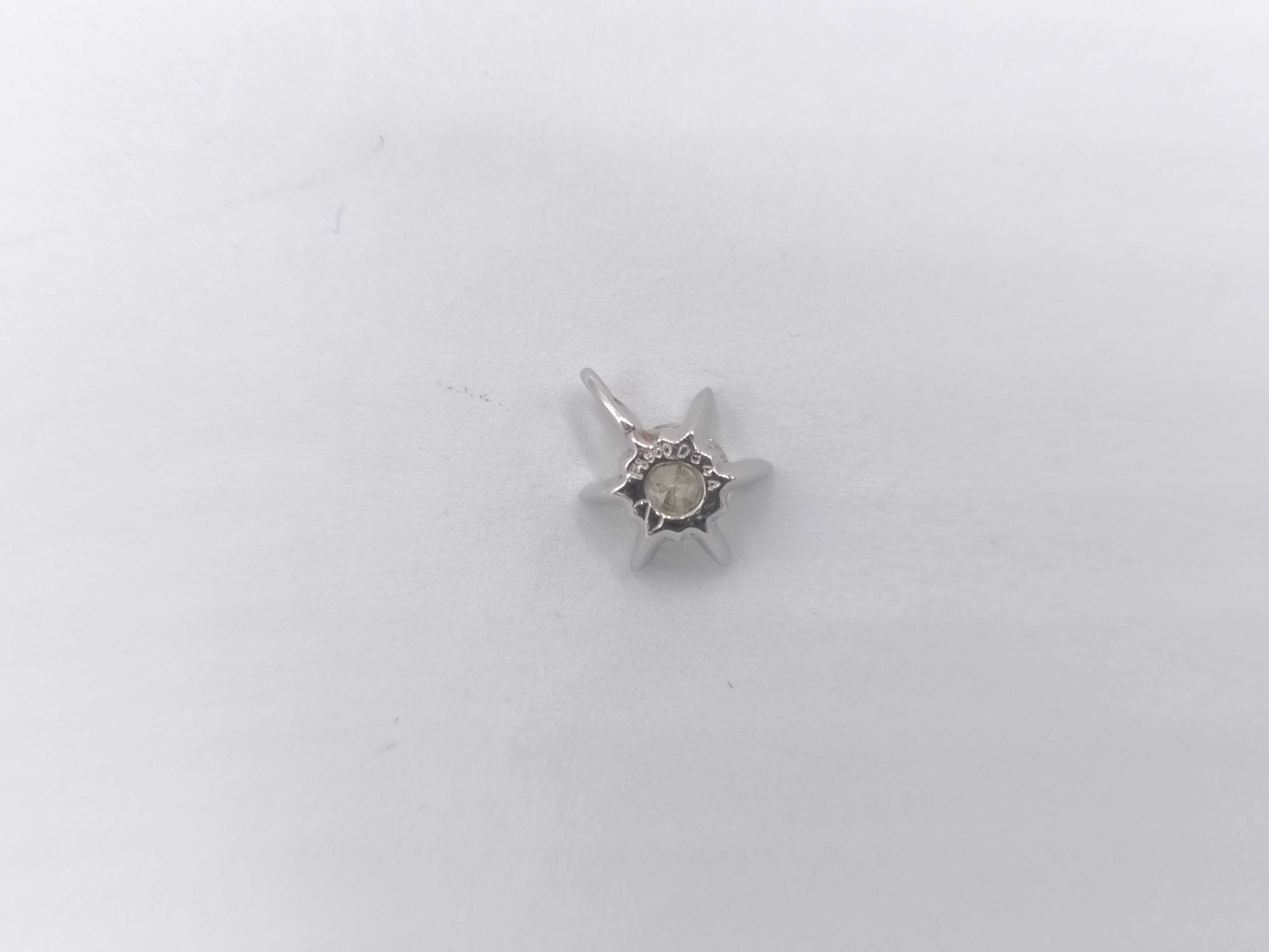 Platinum and 0.33 Carat Diamond Starburst Solitaire Pendant