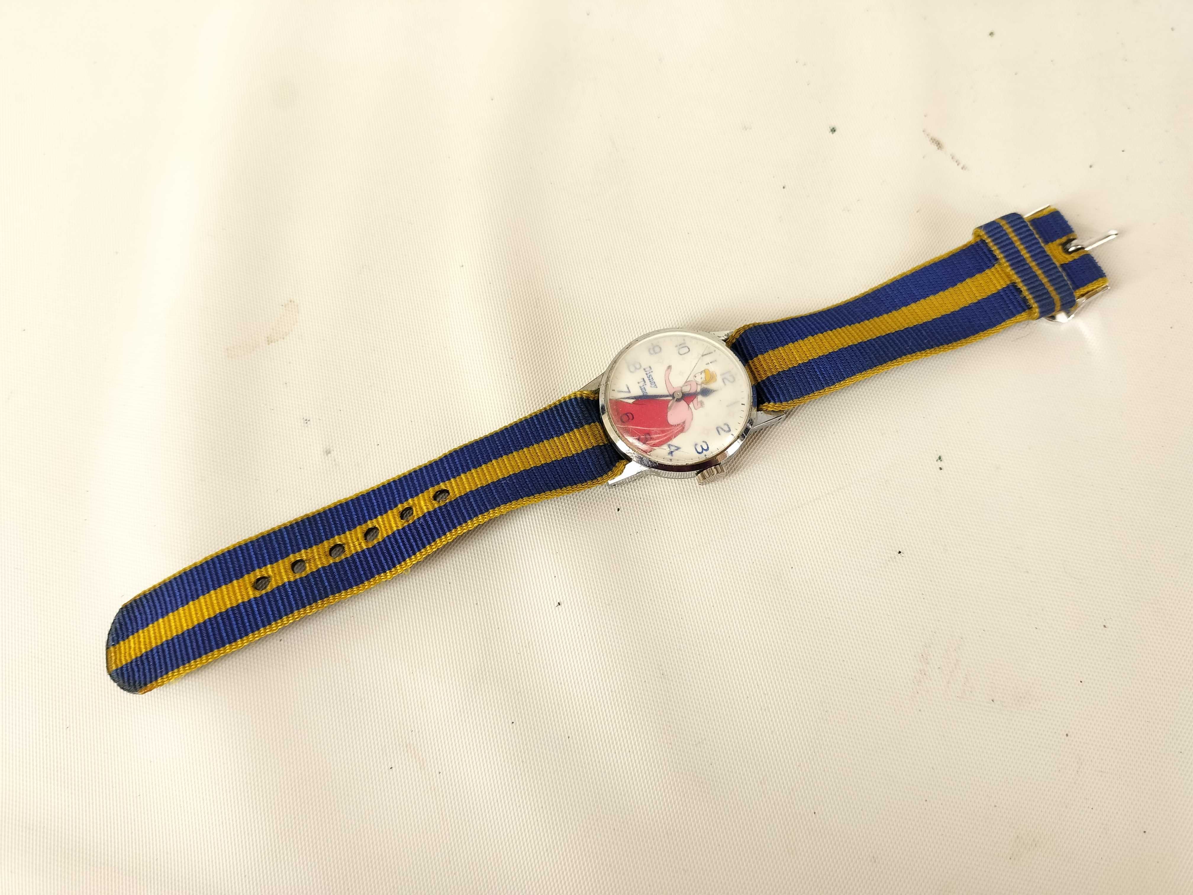 Vintage Disney Time Cinderella Character Wristwatch