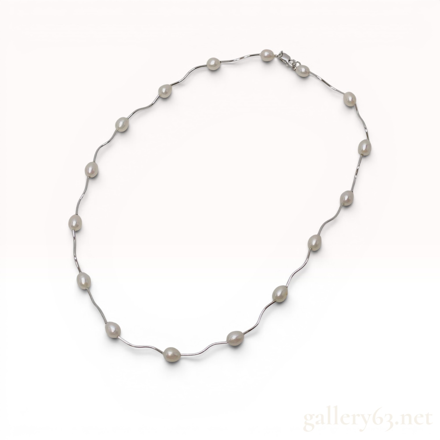 Sterling Silver and Freshwater Pearl Wavy Station Necklace