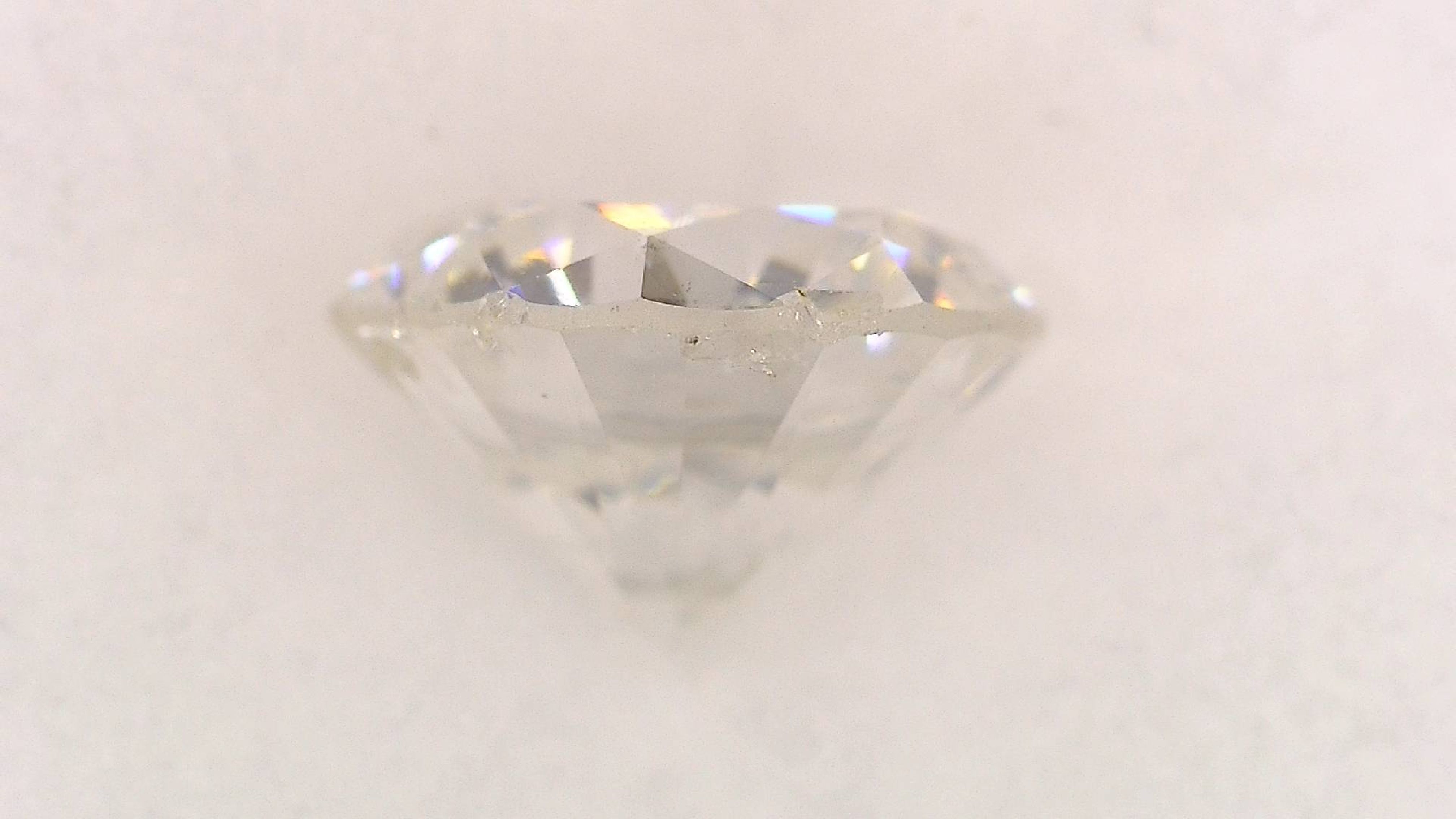 0.888 Carat Round Brilliant Cut Loose Diamond with Central Gem Laboratory Report