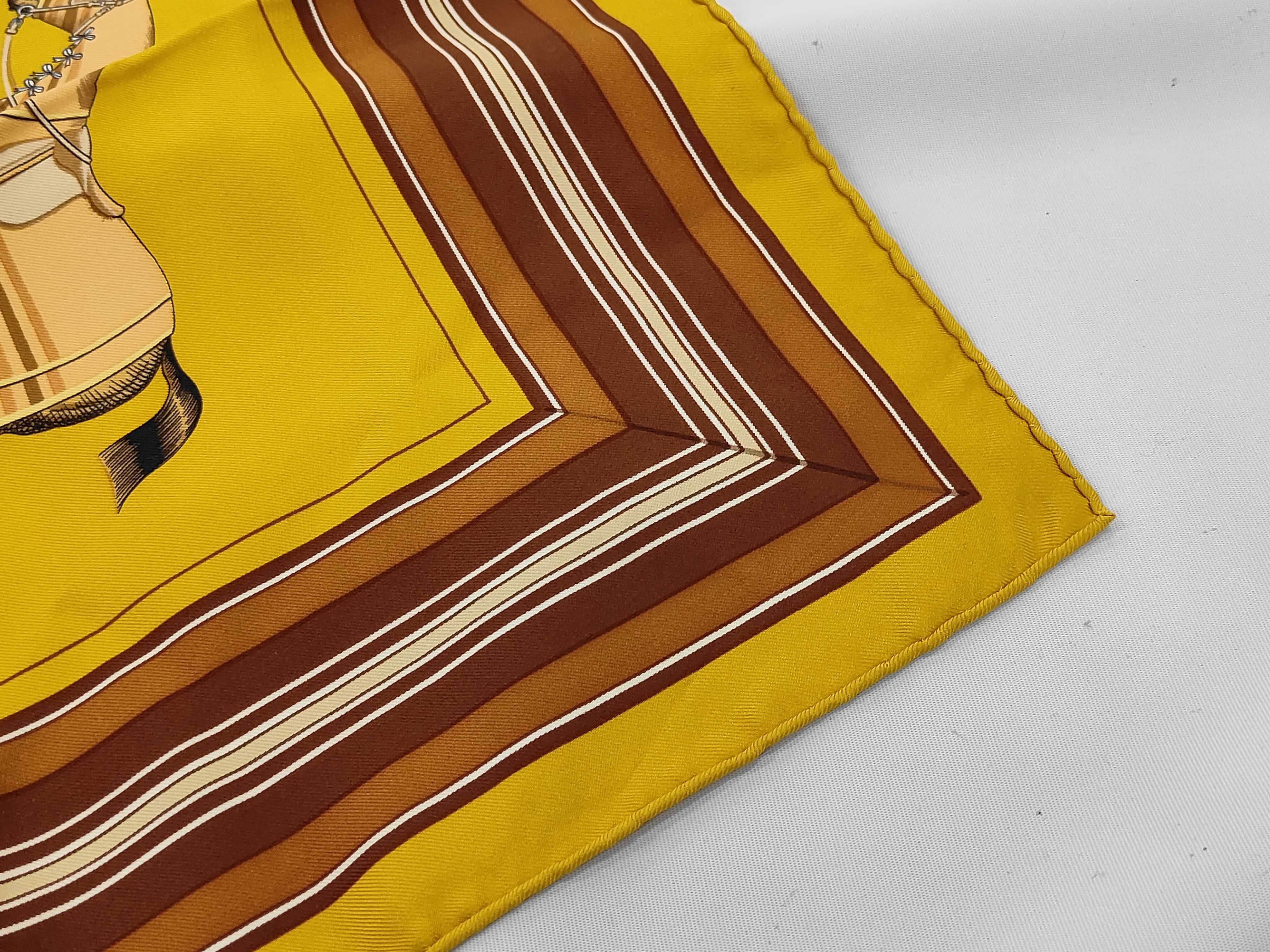 Hermes Couvertures et tenues de Jour Silk Scarf