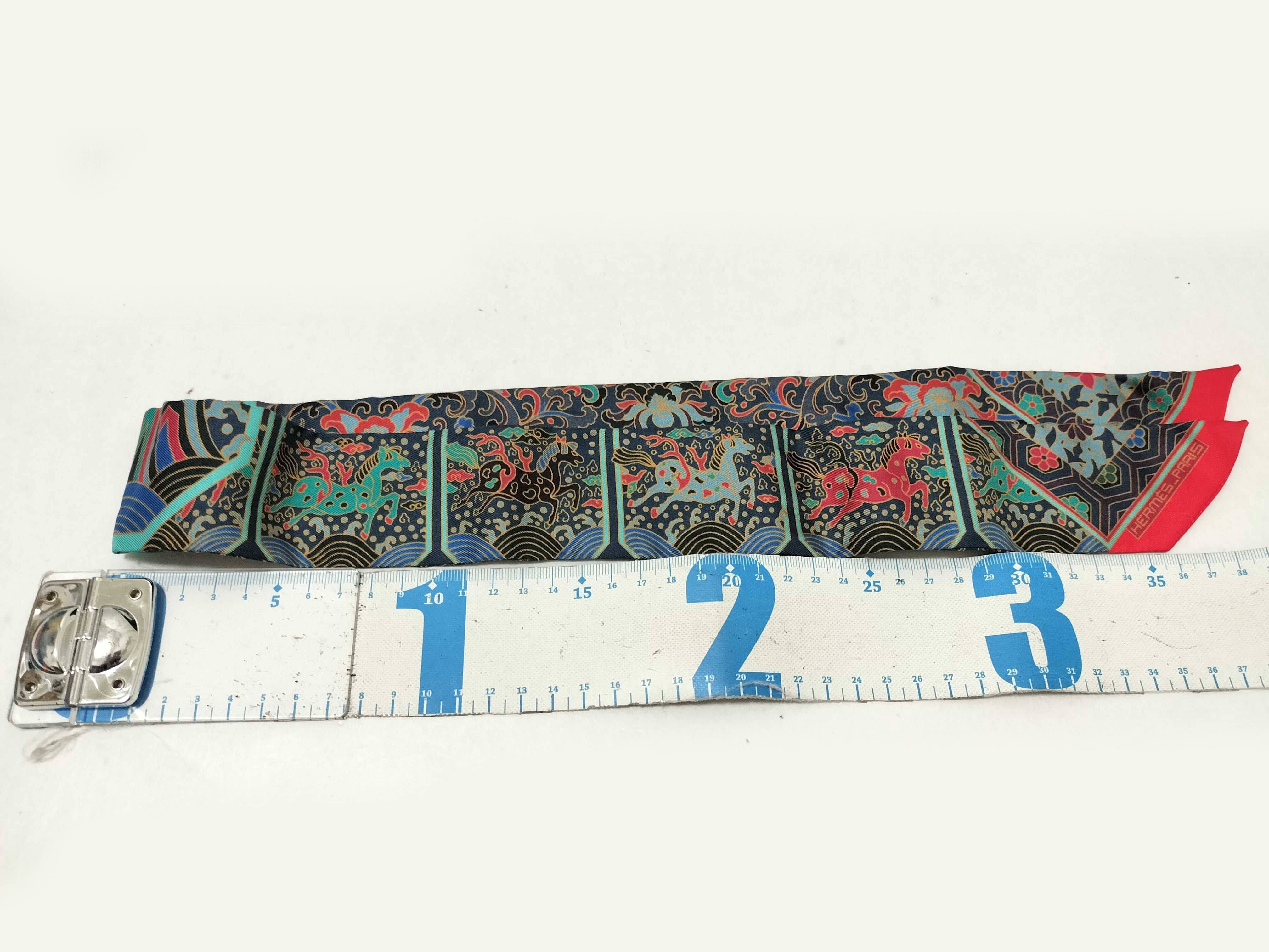 Hermes Collections Imperiales Silk Twilly Scarf
