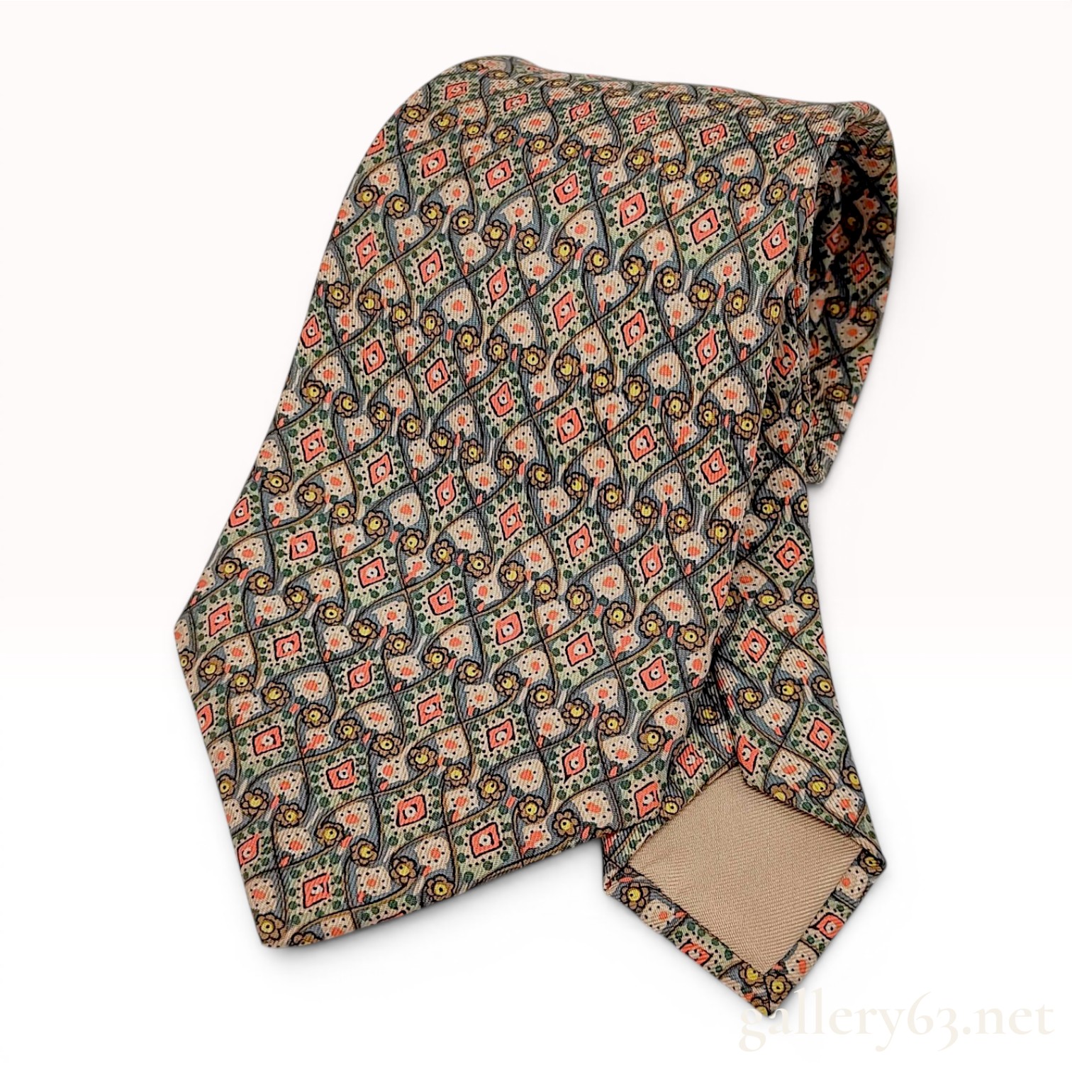 Hermes Paris 100% Silk Necktie Pattern 7586 SA