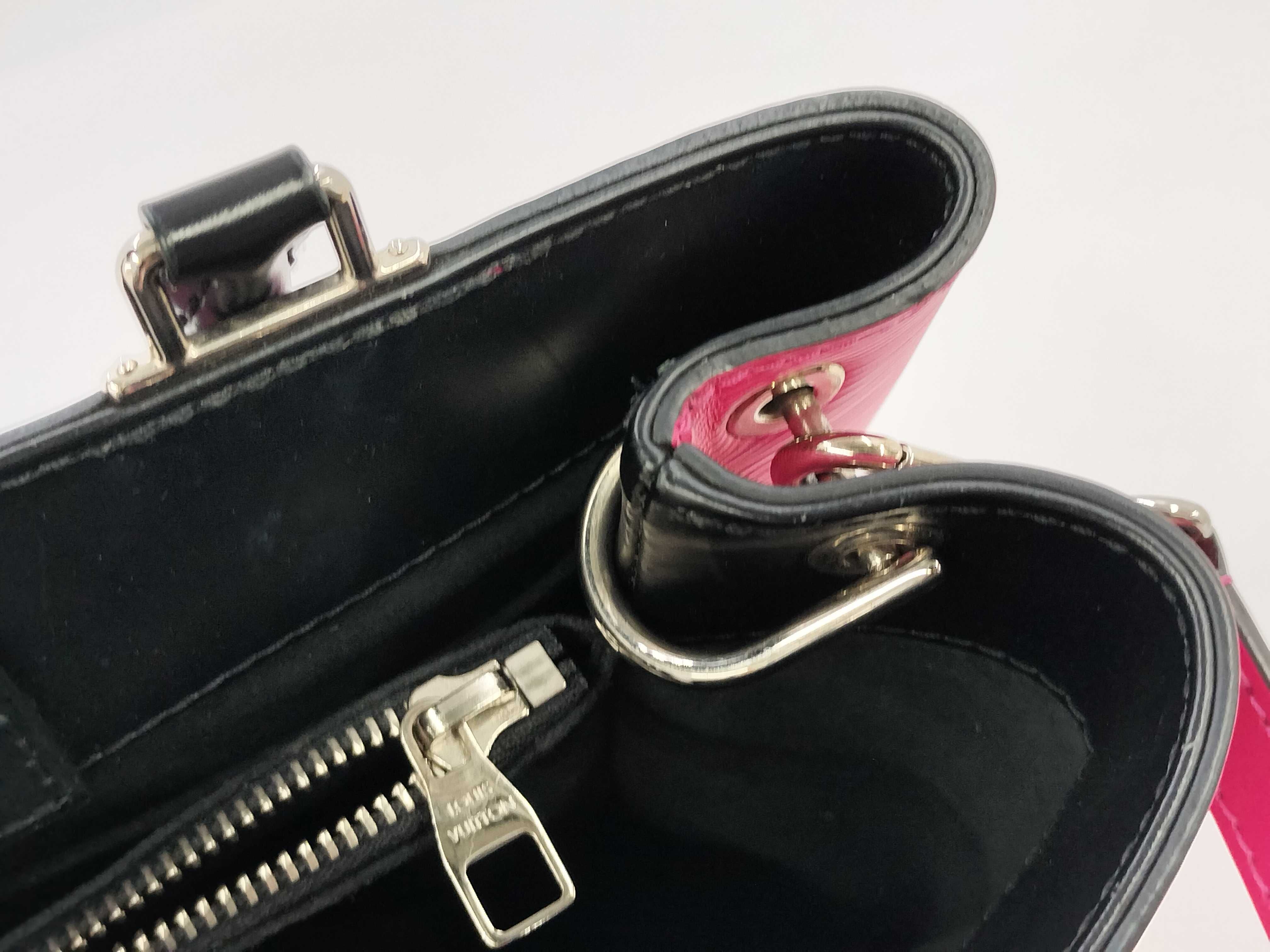 Louis Vuitton Hot Pink Epi Leather Kleber PM Handbag