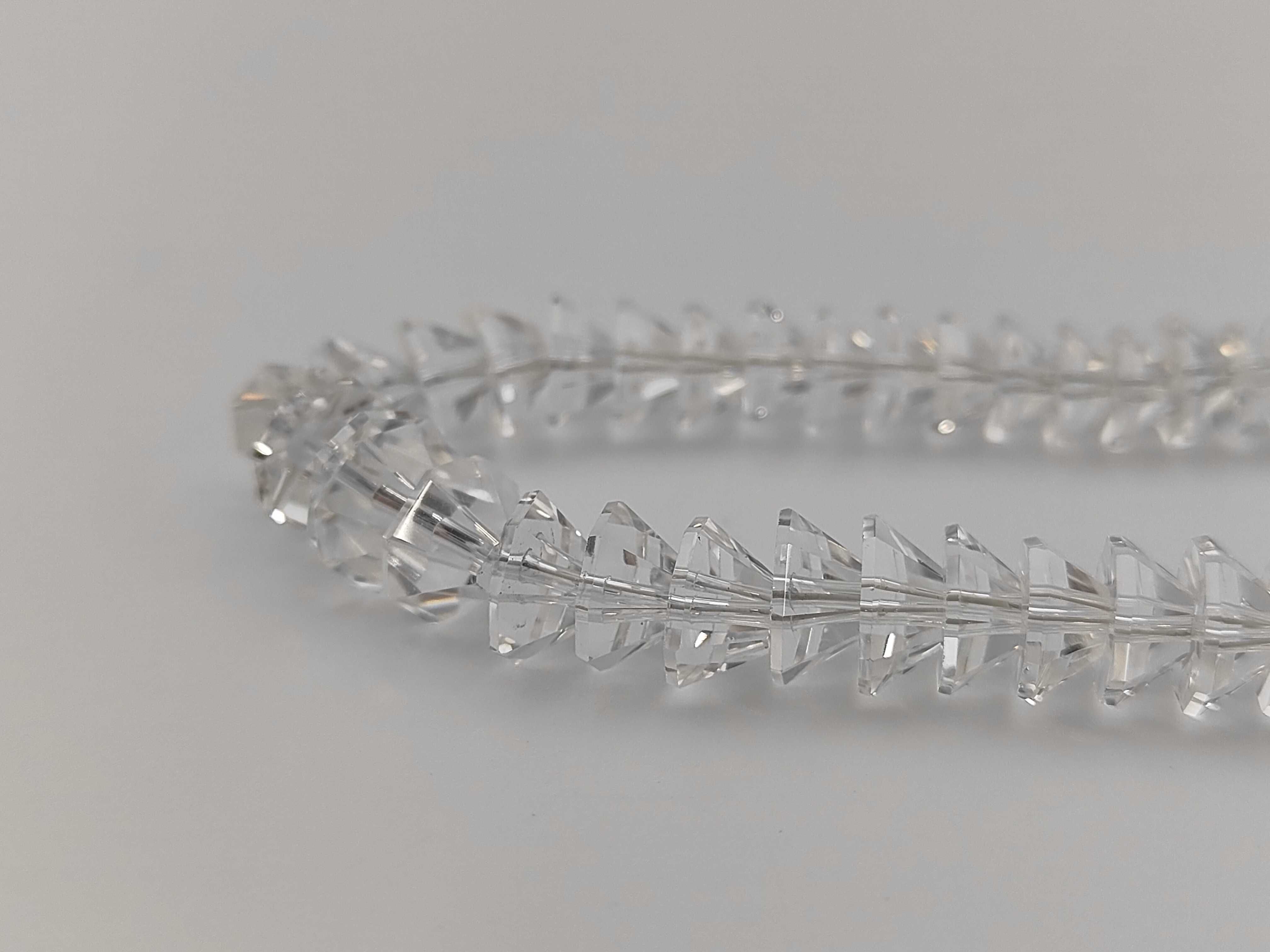 Graduated Faceted Quartz Beaded Necklace with Silver Clasp