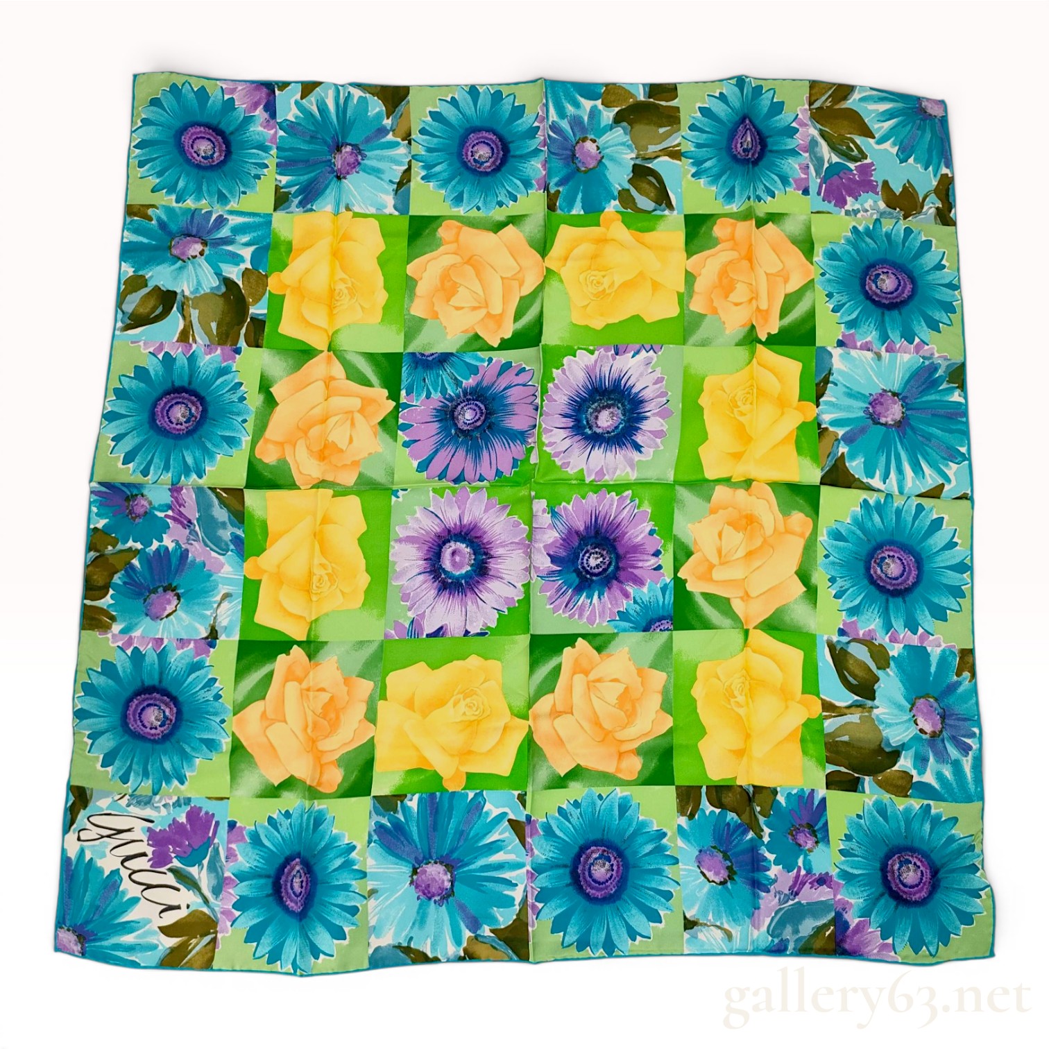 Gucci Silk Floral Grid Pattern Square Scarf