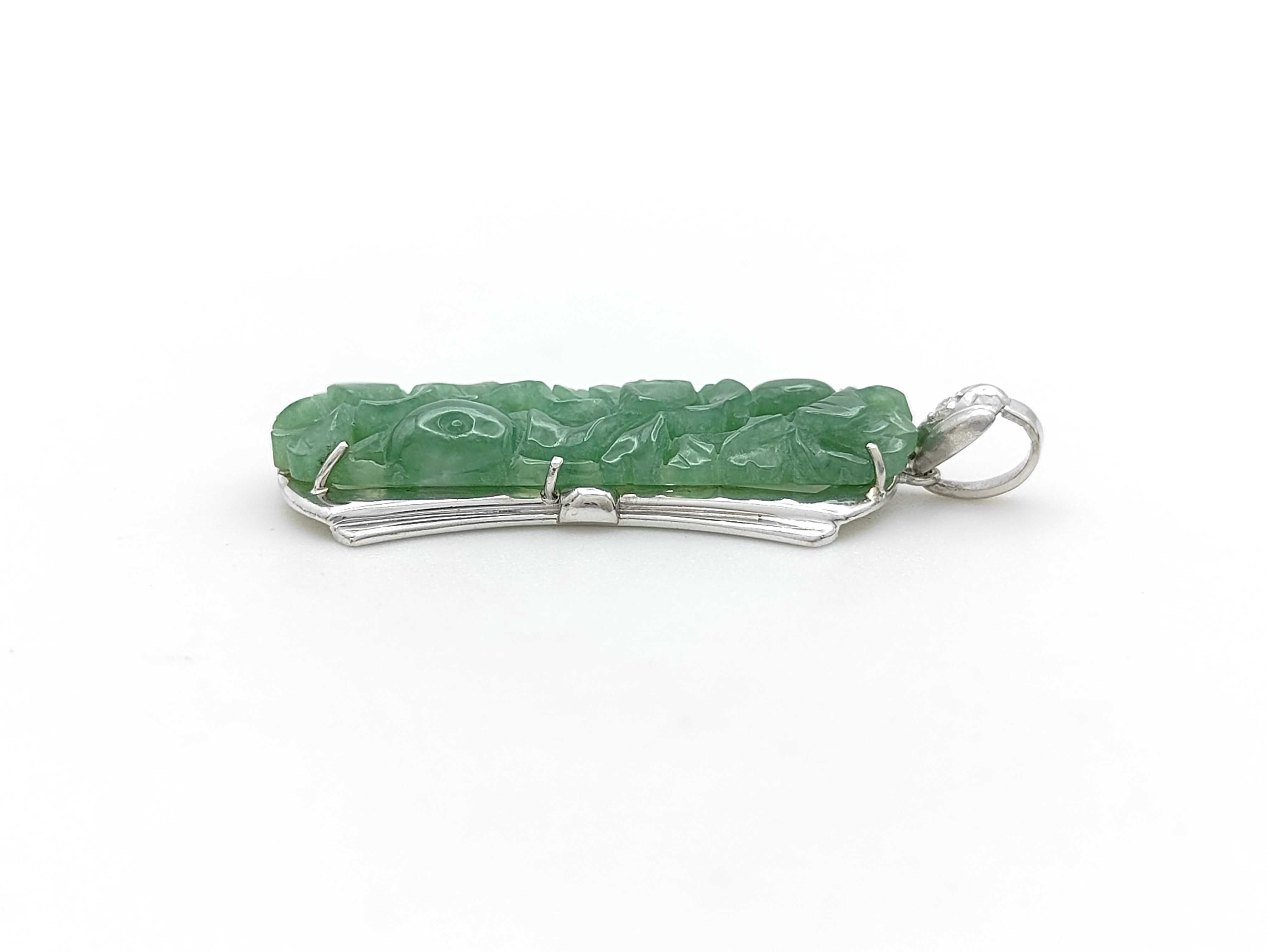 Carved Jadeite and Diamond PT900 Platinum 8.8g Pendant Top