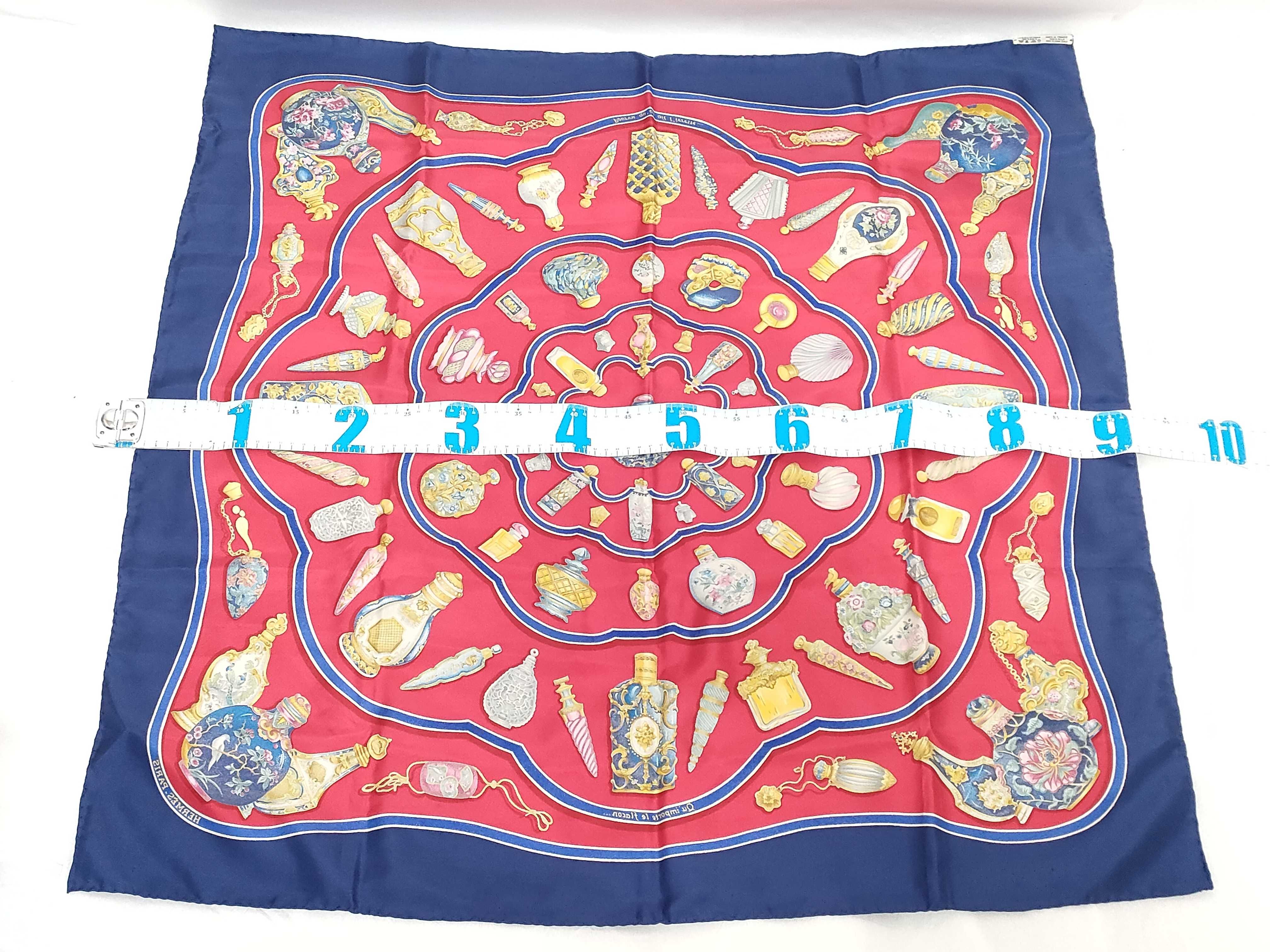 Hermes Qu'importe le flacon Silk Carre 90 Scarf
