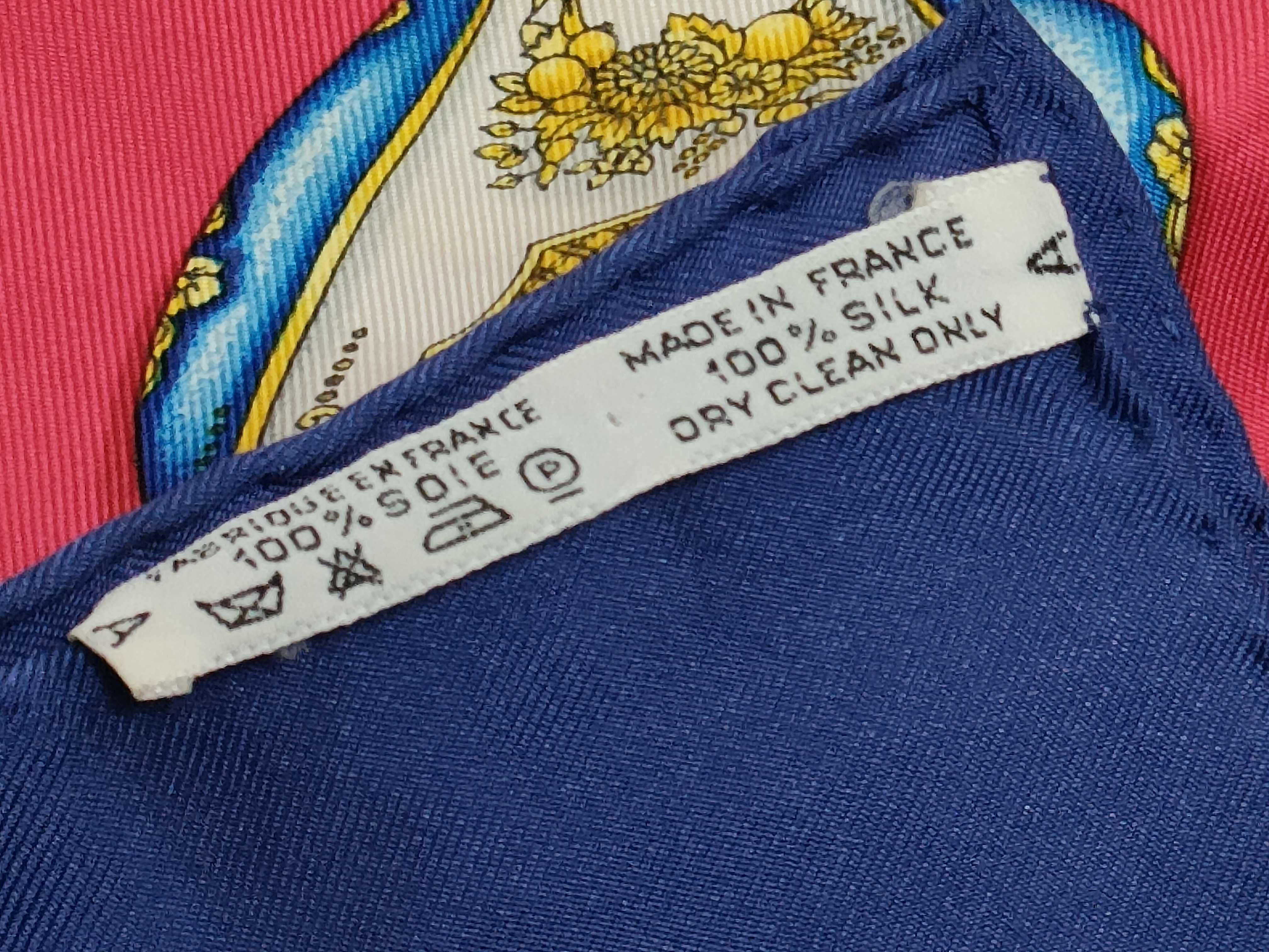 Hermes Qu'importe le flacon Silk Carre 90 Scarf