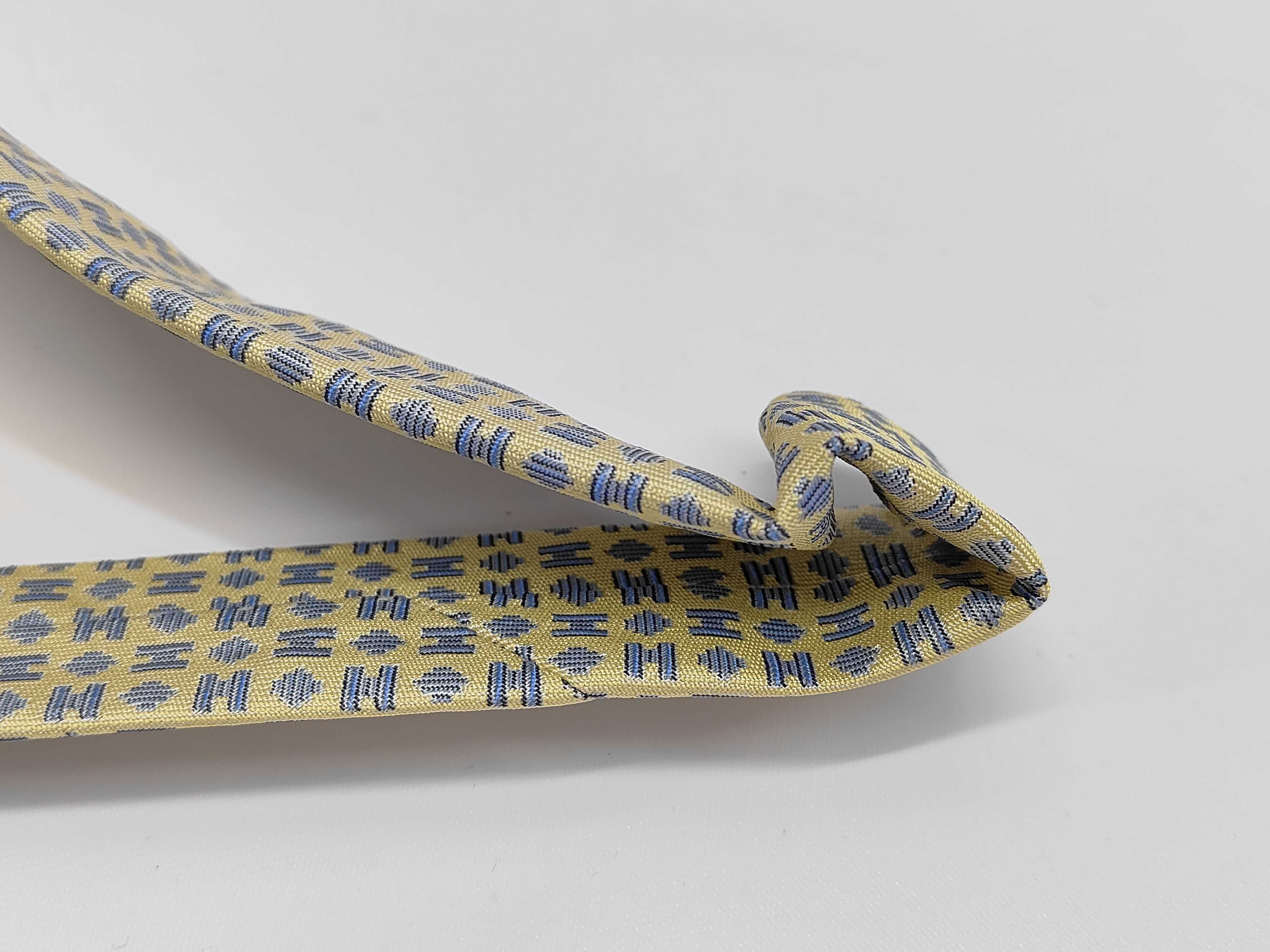 Hermes Men's Geometric Pattern Silk Necktie with Presentation Box