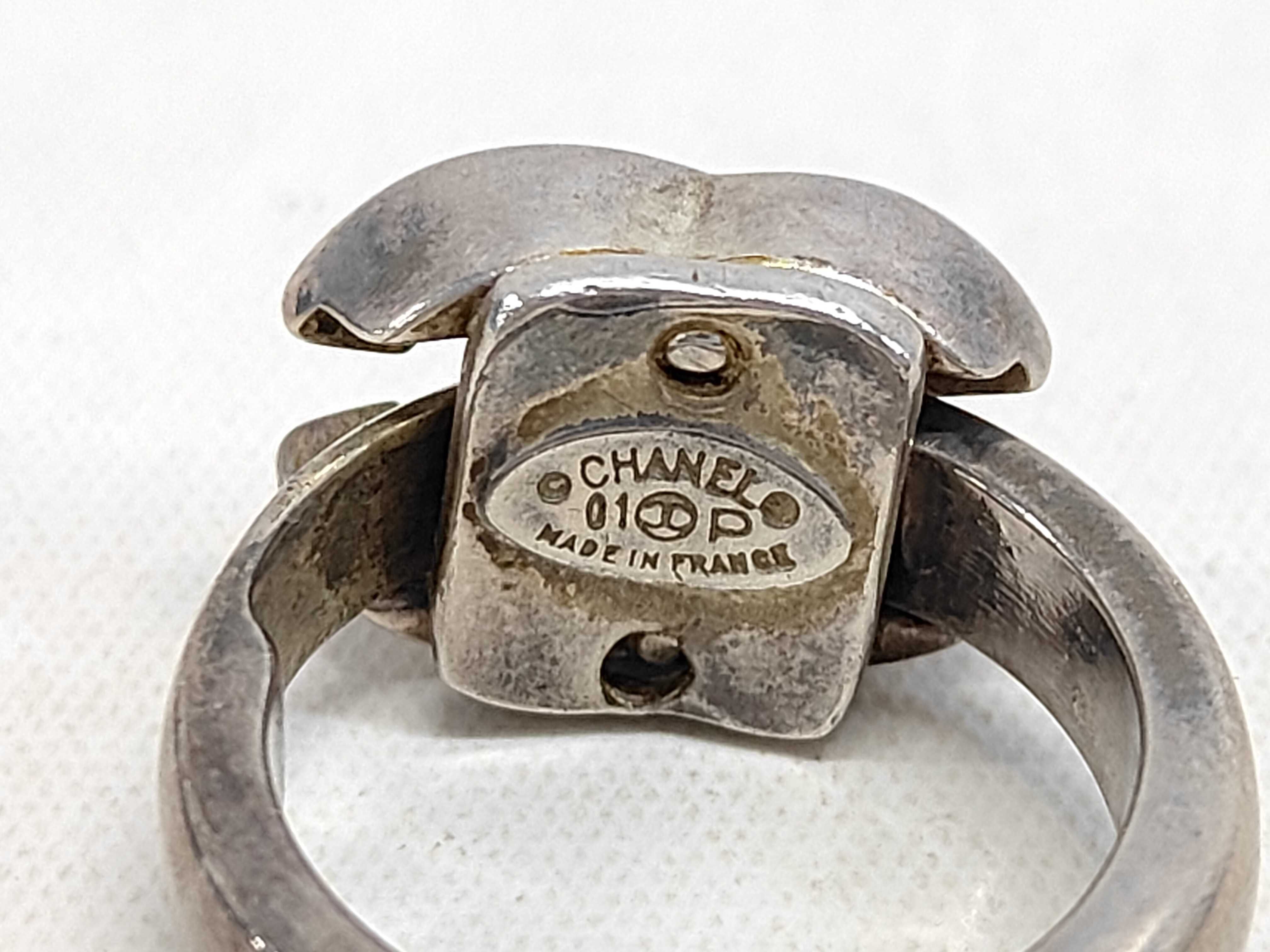 Chanel Spring 2001 CC Logo Silver-Tone Fashion Ring
