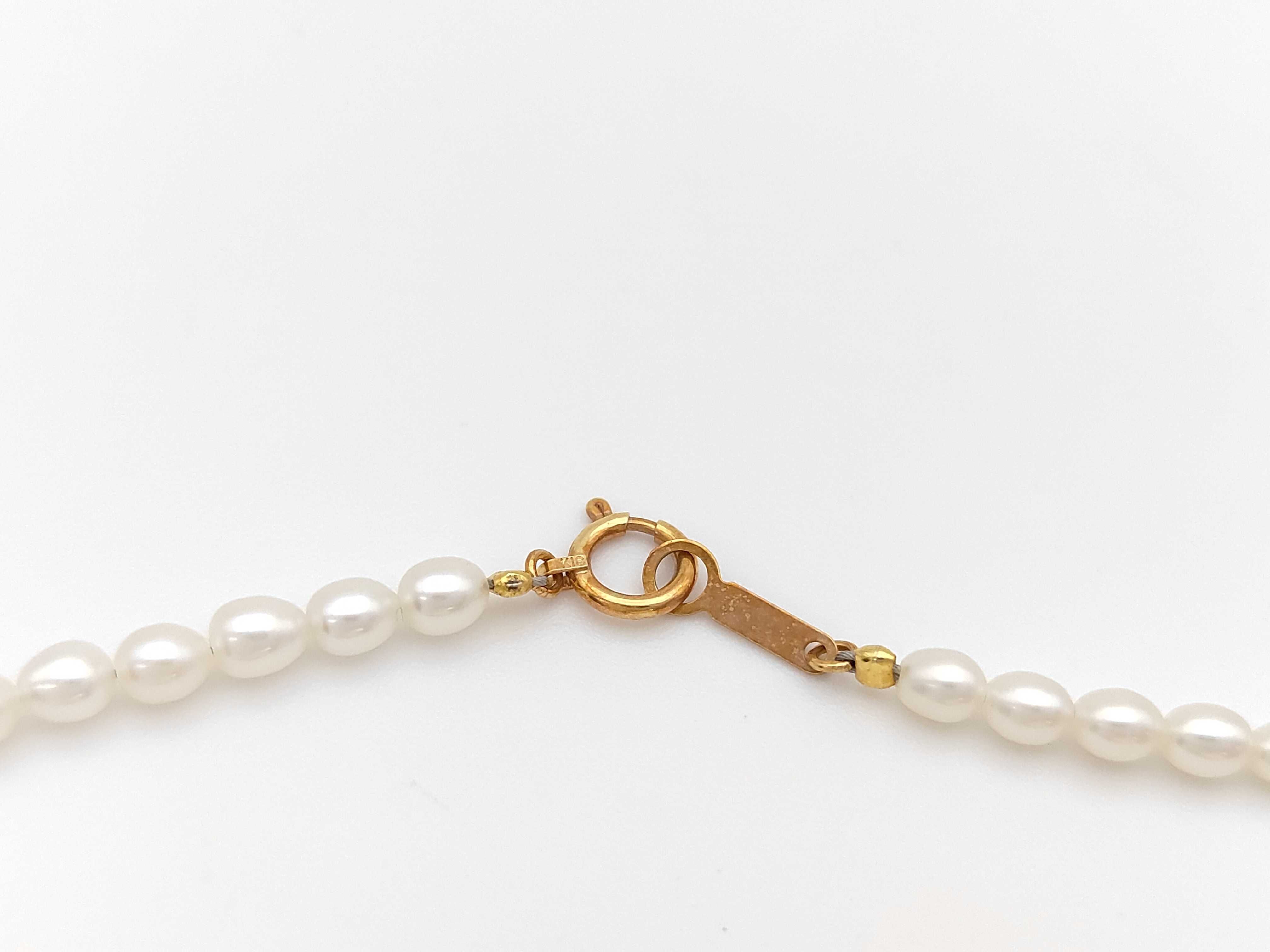 18K Yellow Gold and Cultured Pearl Pendant Necklace