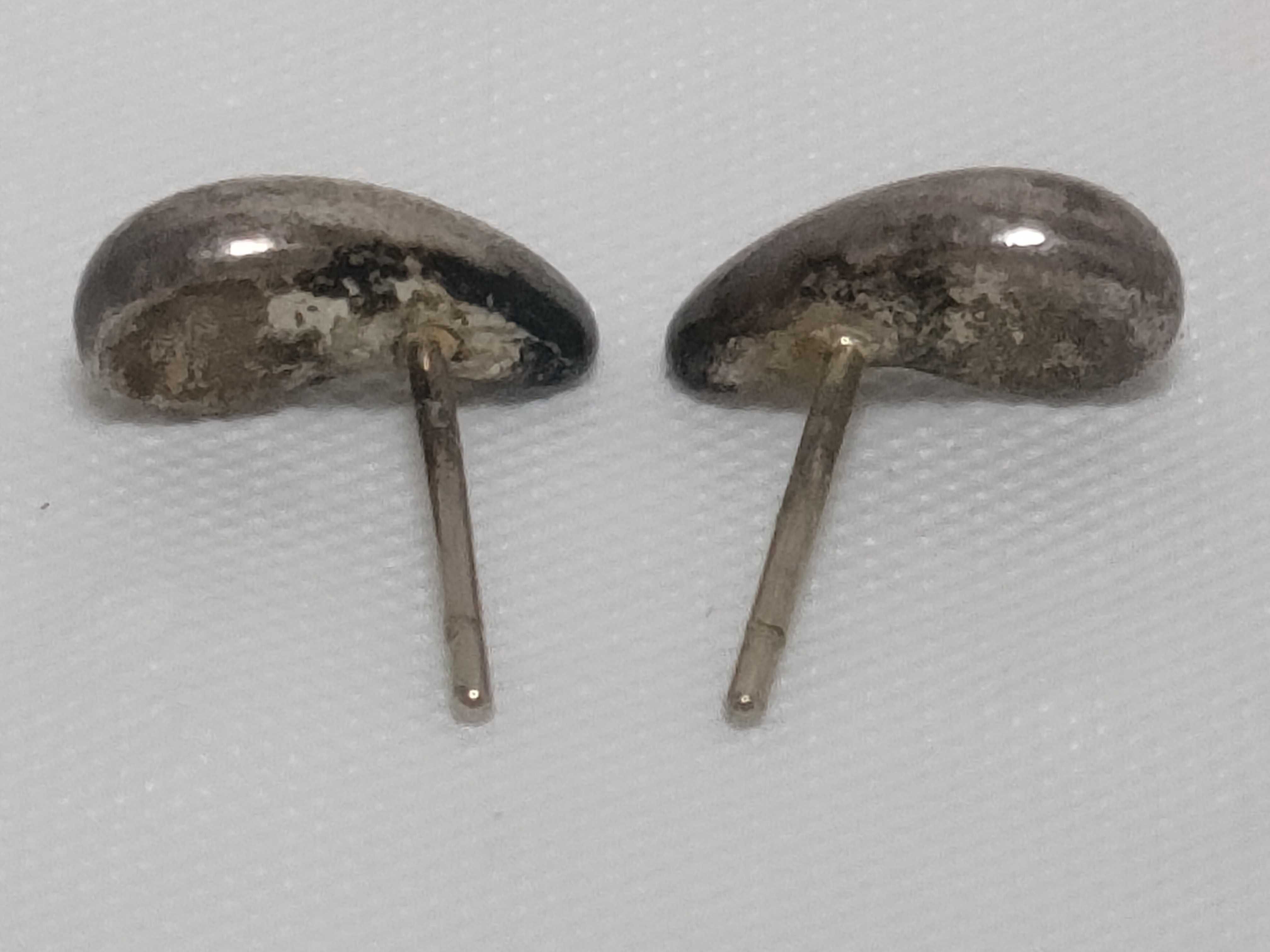 A Pair of Silver-Tone Bean Motif Stud Earrings