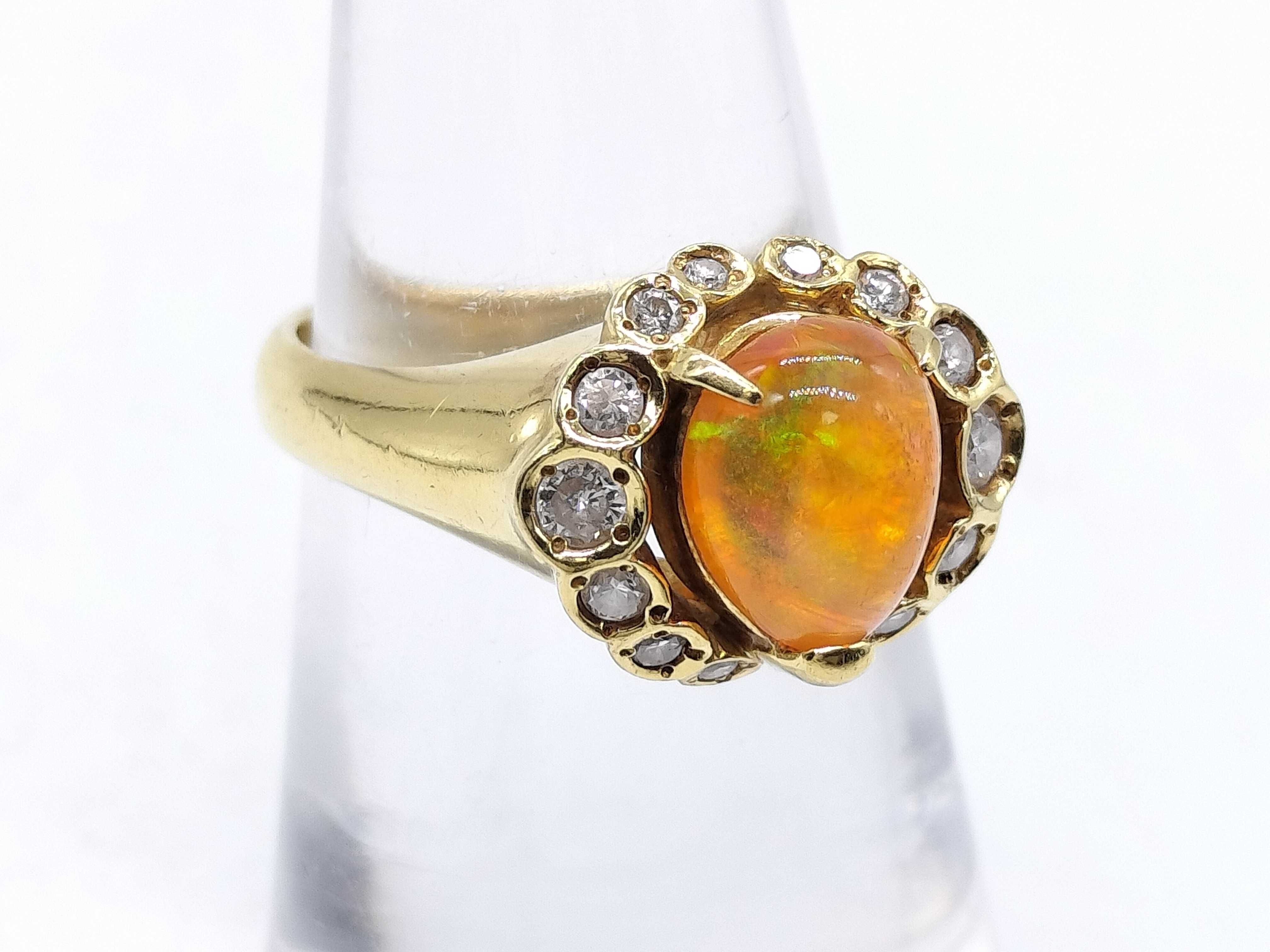 18K Yellow Gold Fire Opal and Diamond Cocktail Ring