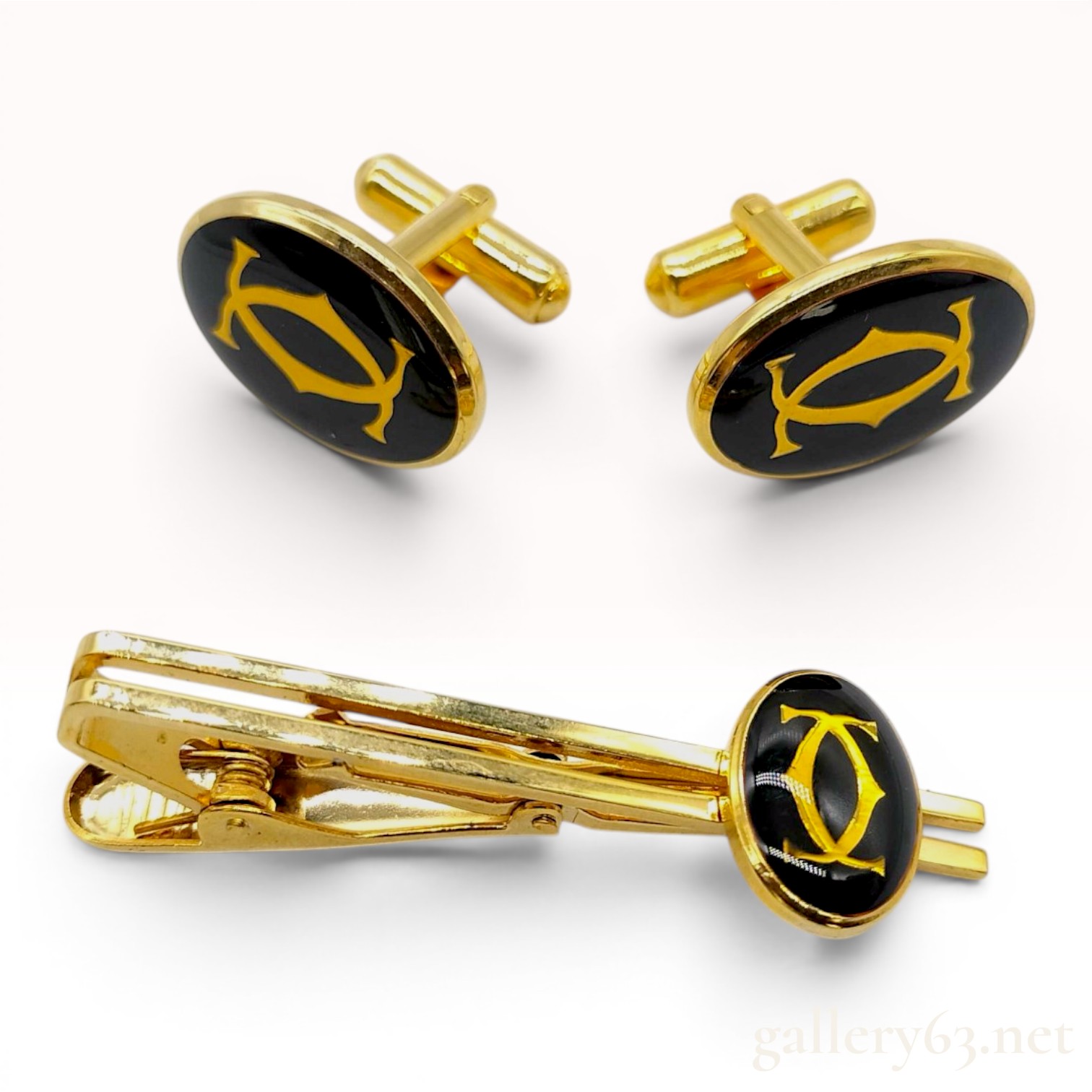 Cartier 2C Logo Gold-Tone and Black Lacquer Cufflink and Tie Clip Set