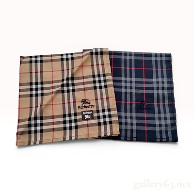 A Pair of Vintage Burberrys Cotton Handkerchiefs in Signature Check Patterns. A pair of vintage 